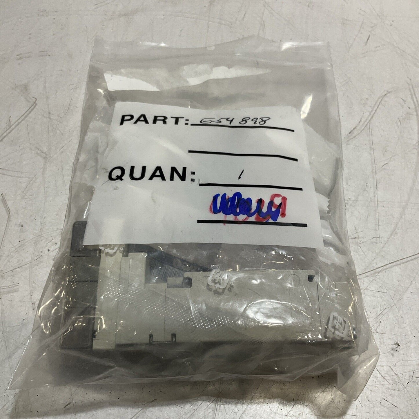 SMC VQ2A01N-51 SOLENOID VALVE  LOT OF 3 C2H