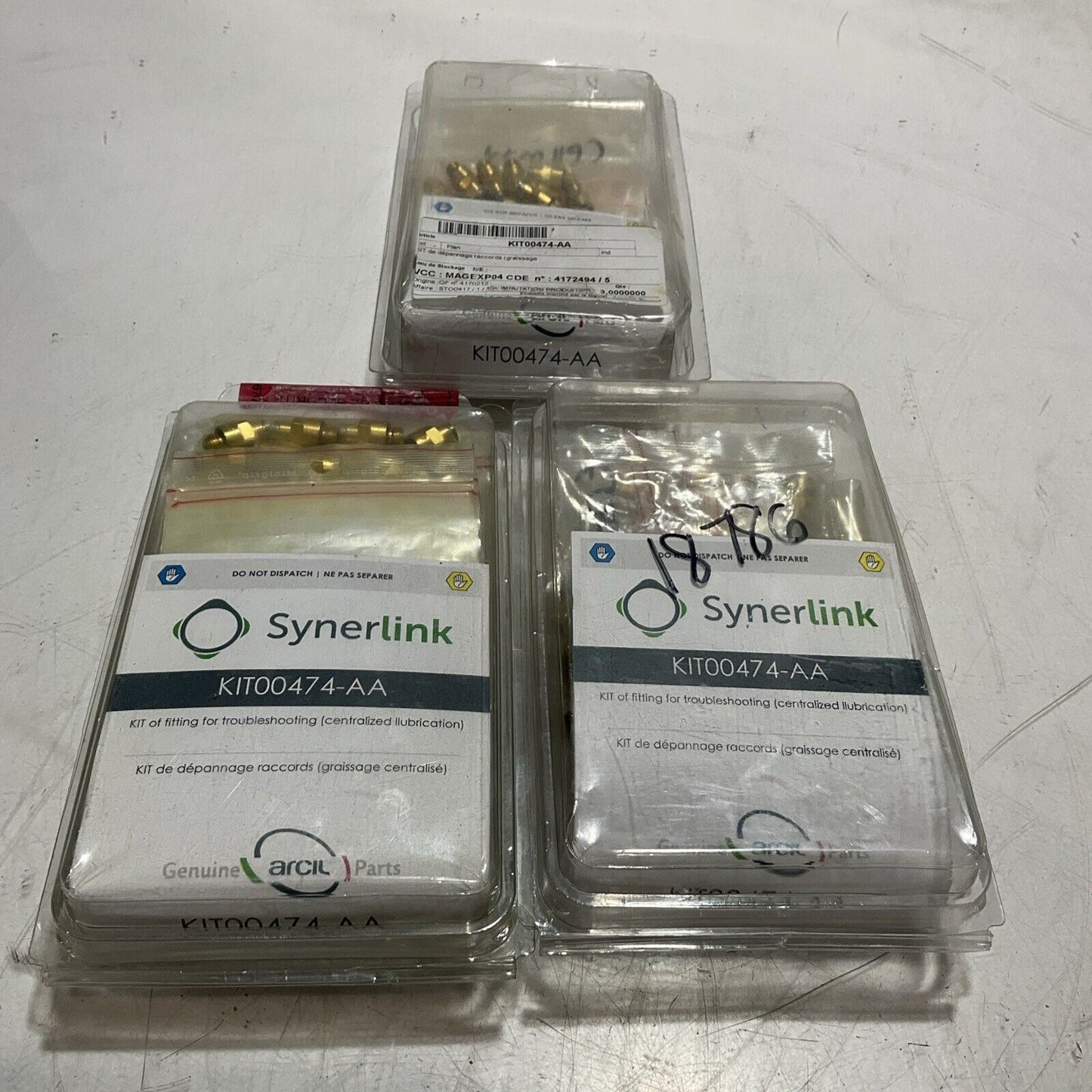 SYNERLINK   KIT00474-AA  KIT OF  FITTING  FOR TROUBLESHOOTING LOT OF 3 U3S