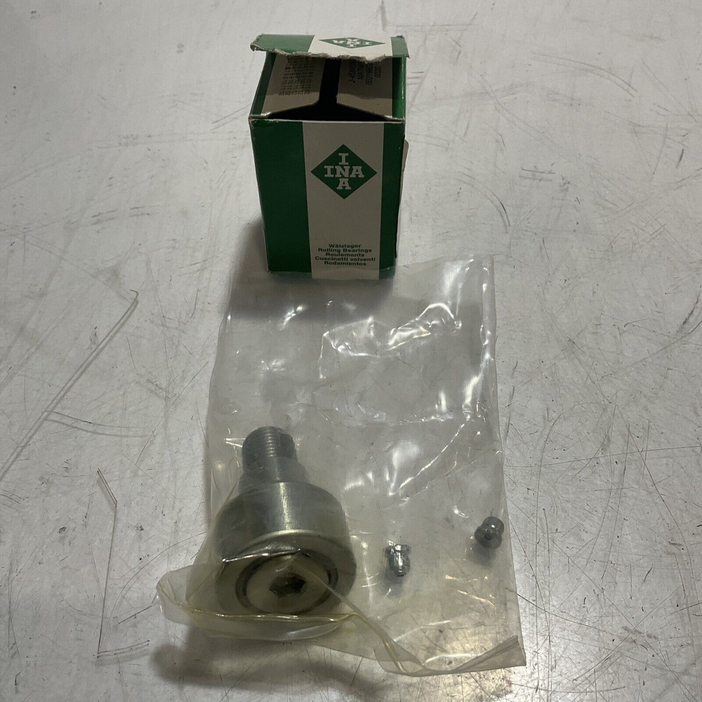 IINAA PWKRE35-2RS-RR-XL  GUIDING AND TRACK  ROLLER  LOT OF 6 C2H