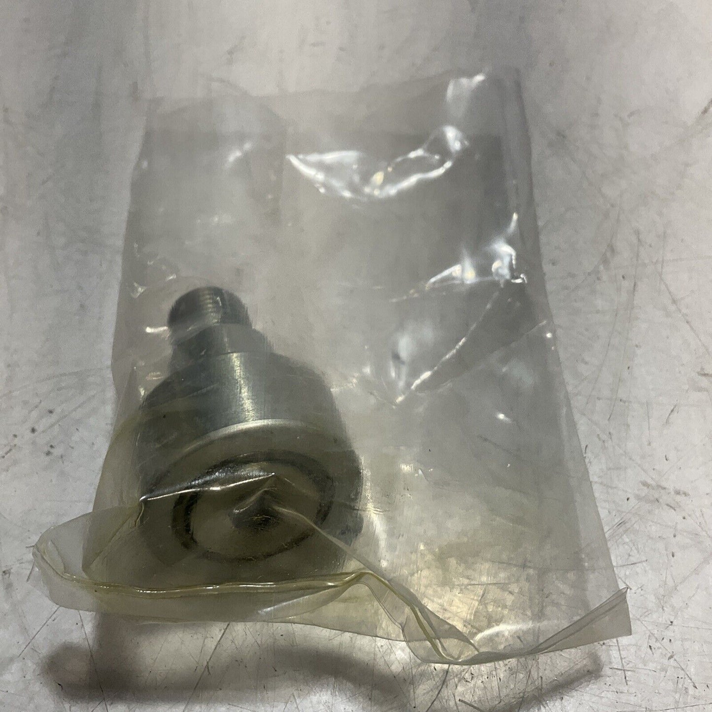 IINAA PWKRE35-2RS-RR-XL  GUIDING AND TRACK  ROLLER  LOT OF 6 C2H