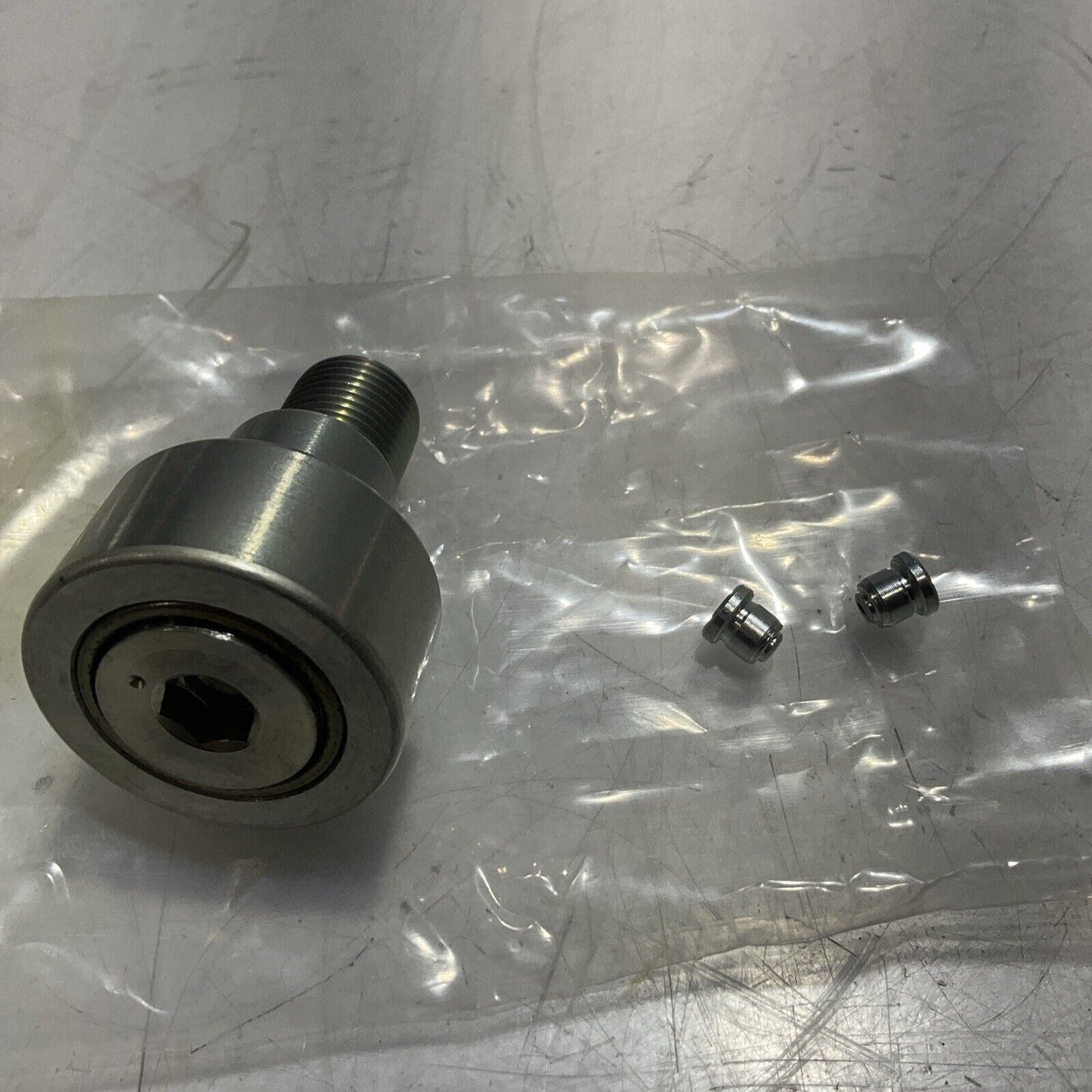 IINAA PWKRE35-2RS-RR-XL  GUIDING AND TRACK  ROLLER  LOT OF 6 C2H