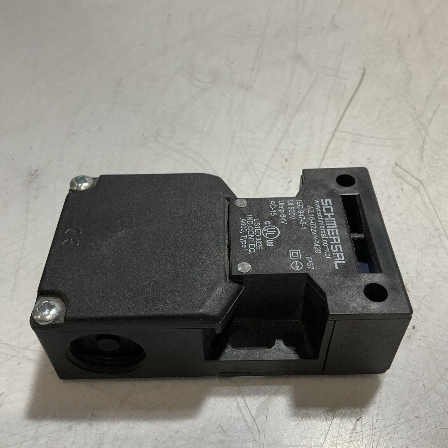 SCHMERSAL  AZ16-02ZVRK-M20  SAFETY LIMITS SWITCH  U3S
