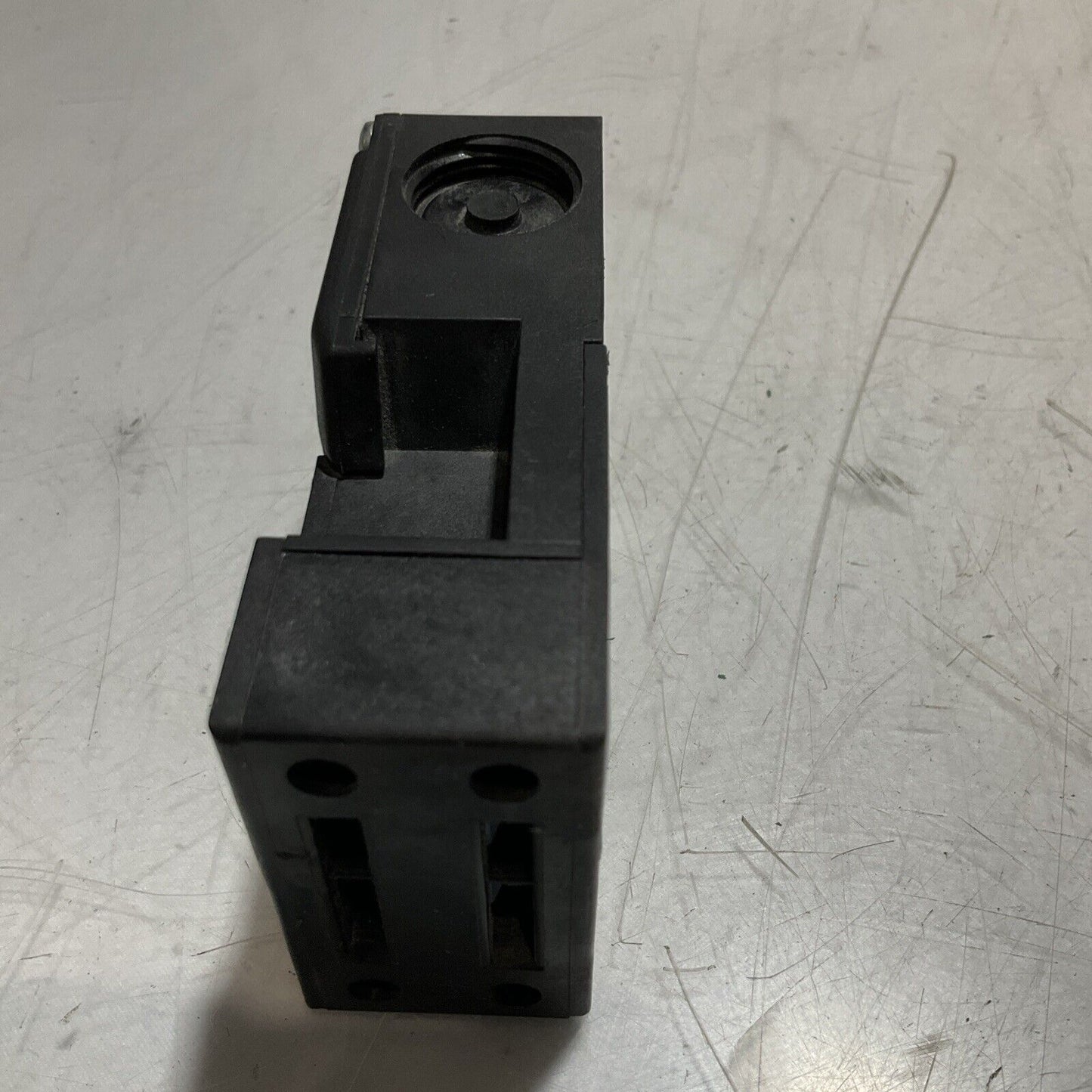 SCHMERSAL  AZ16-02ZVRK-M20  SAFETY LIMITS SWITCH  U3S