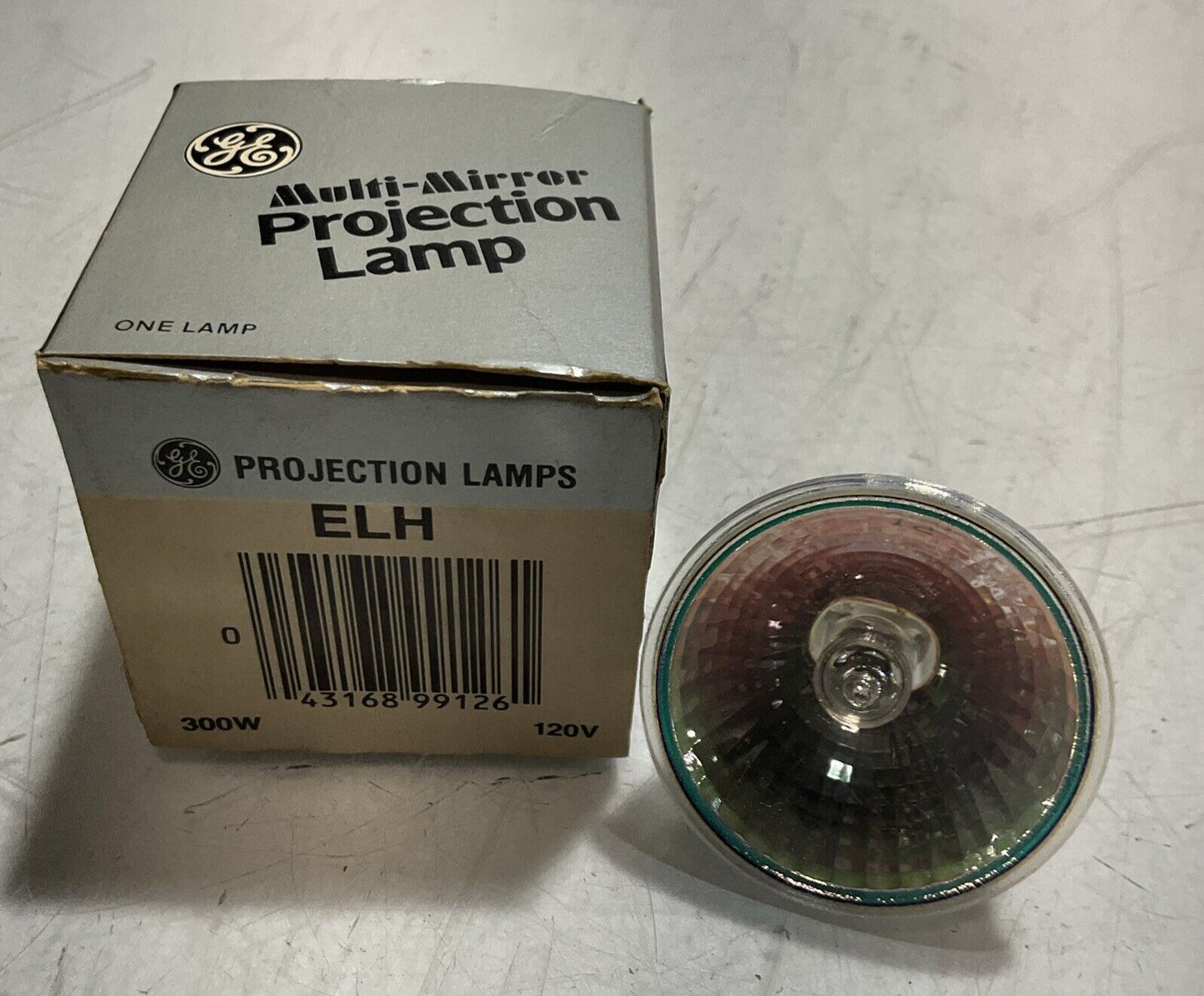 GE GENERAL ELECTRIC ELH  MULTI-MIRROR PROJECTION LAMP  U3S 300W 120V  U3S