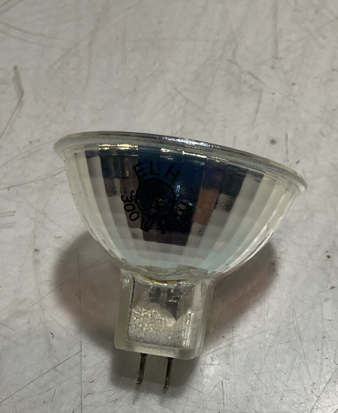 GE GENERAL ELECTRIC ELH  MULTI-MIRROR PROJECTION LAMP  U3S 300W 120V  U3S