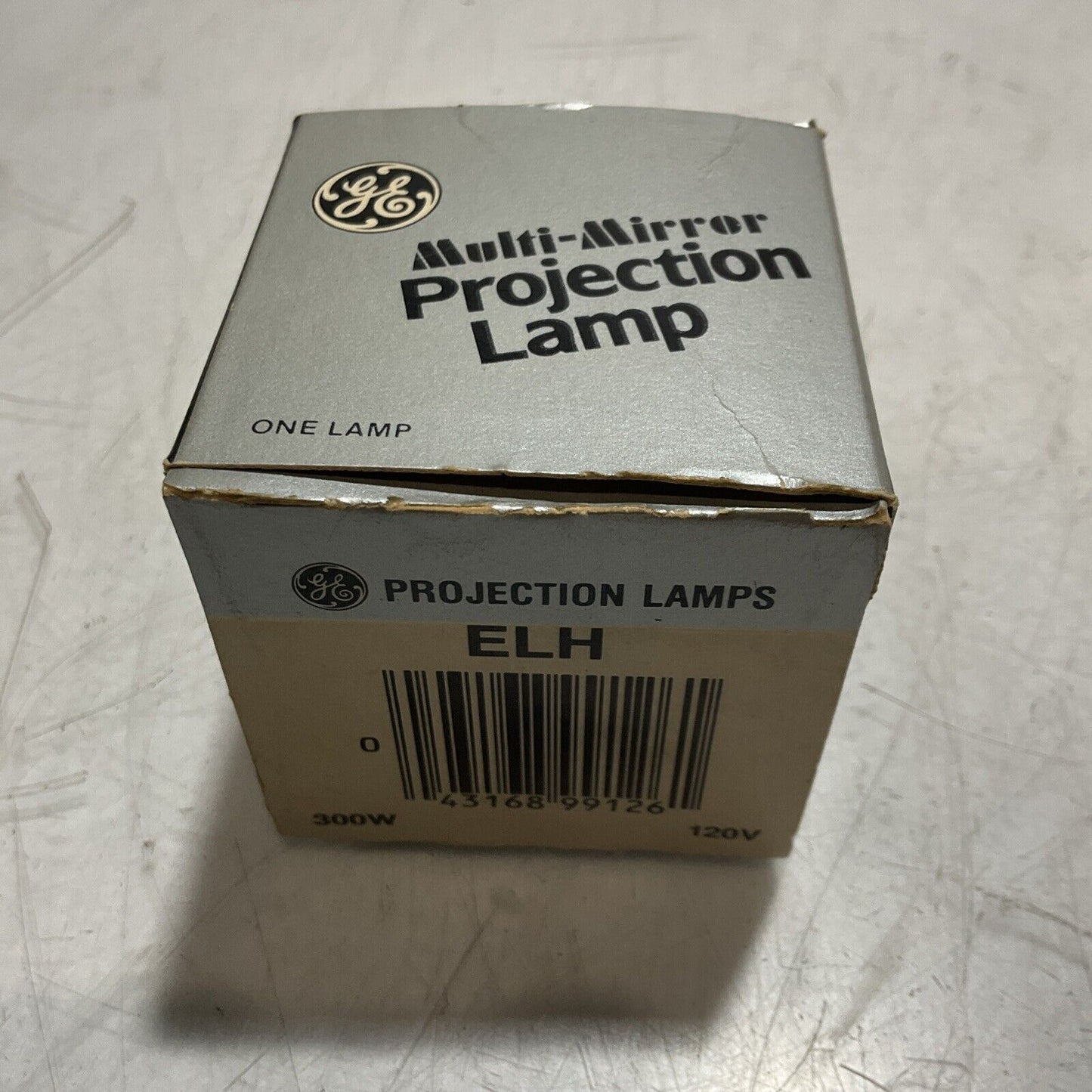 GE GENERAL ELECTRIC ELH  MULTI-MIRROR PROJECTION LAMP  U3S 300W 120V  U3S