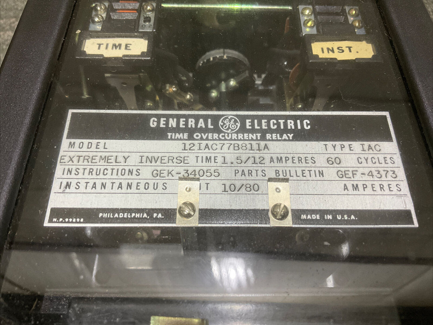 GENERAL ELECTRIC TIME OVERCURRENT 121AC77B811AHIG RELAY 222