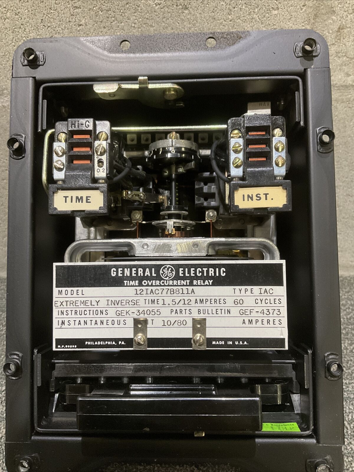 GENERAL ELECTRIC TIME OVERCURRENT 121AC77B811AHIG RELAY 222