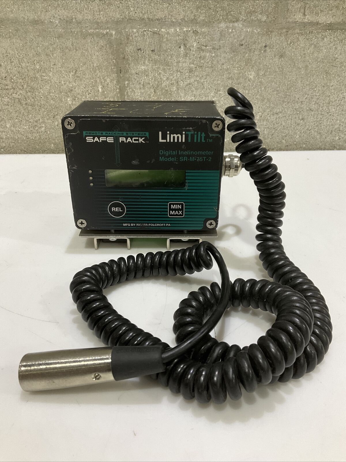 LIMITILT SR-M-75T-2 DIGTAL INCLINOMETER W TILT SWITCH SHORTING PLUG 24VDC 476