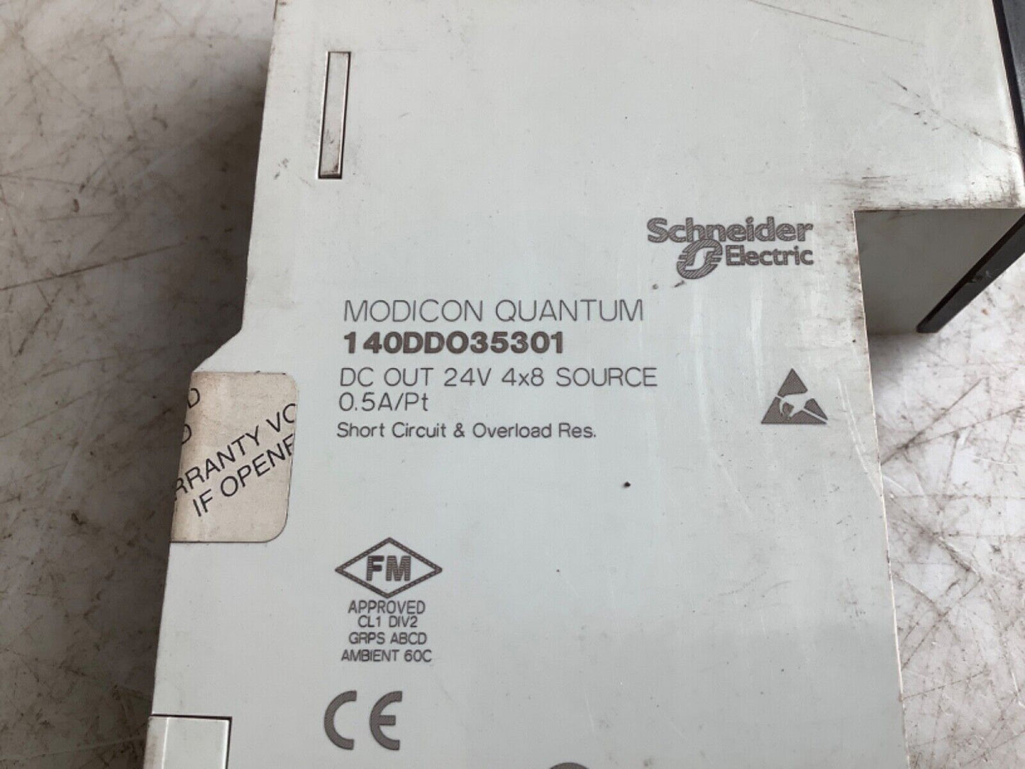 SCHNEIDER 140DDO35301 DISCRETE OUTPUT MODULE 24VDC 0.5A 444