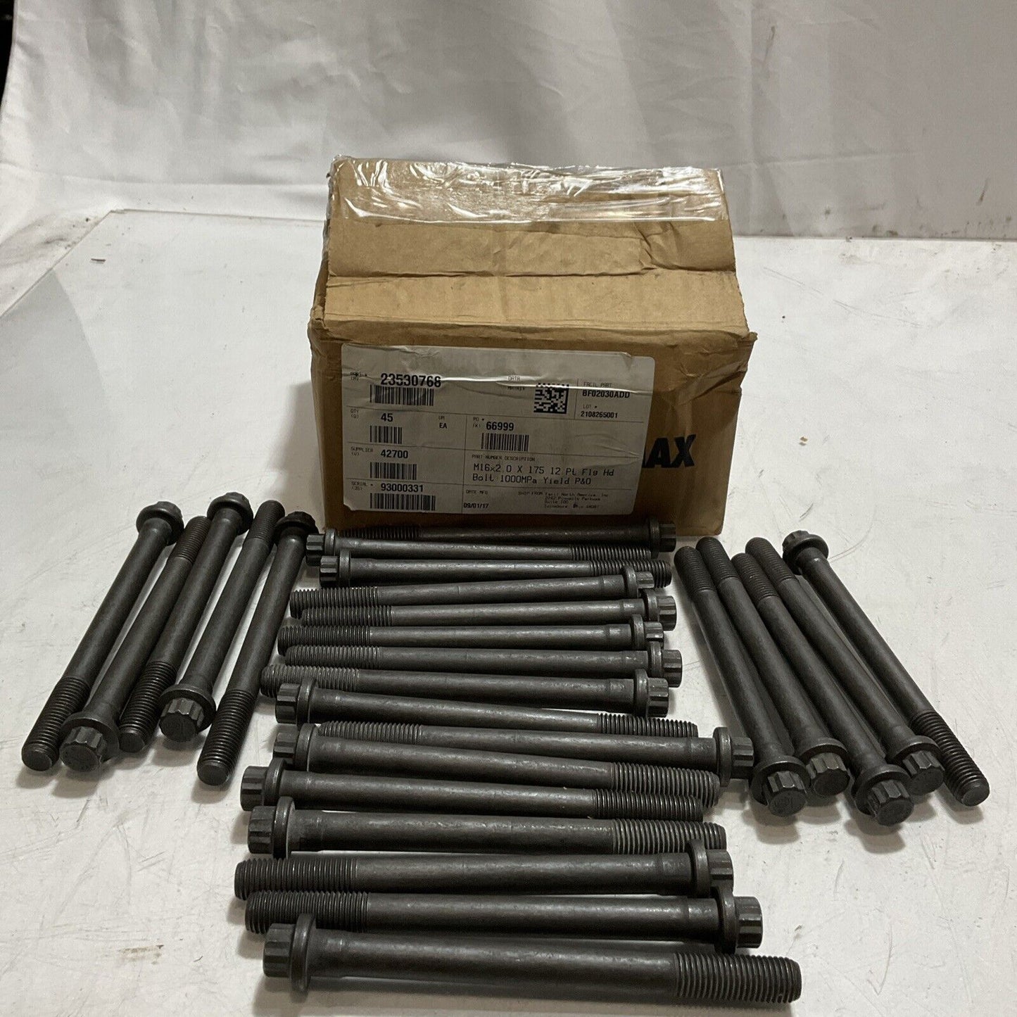 KAMAX  66999  M16X2.0X17512 PT FLG HD BOLT 1000PA YIELD P0 LOT OF  26  E3G