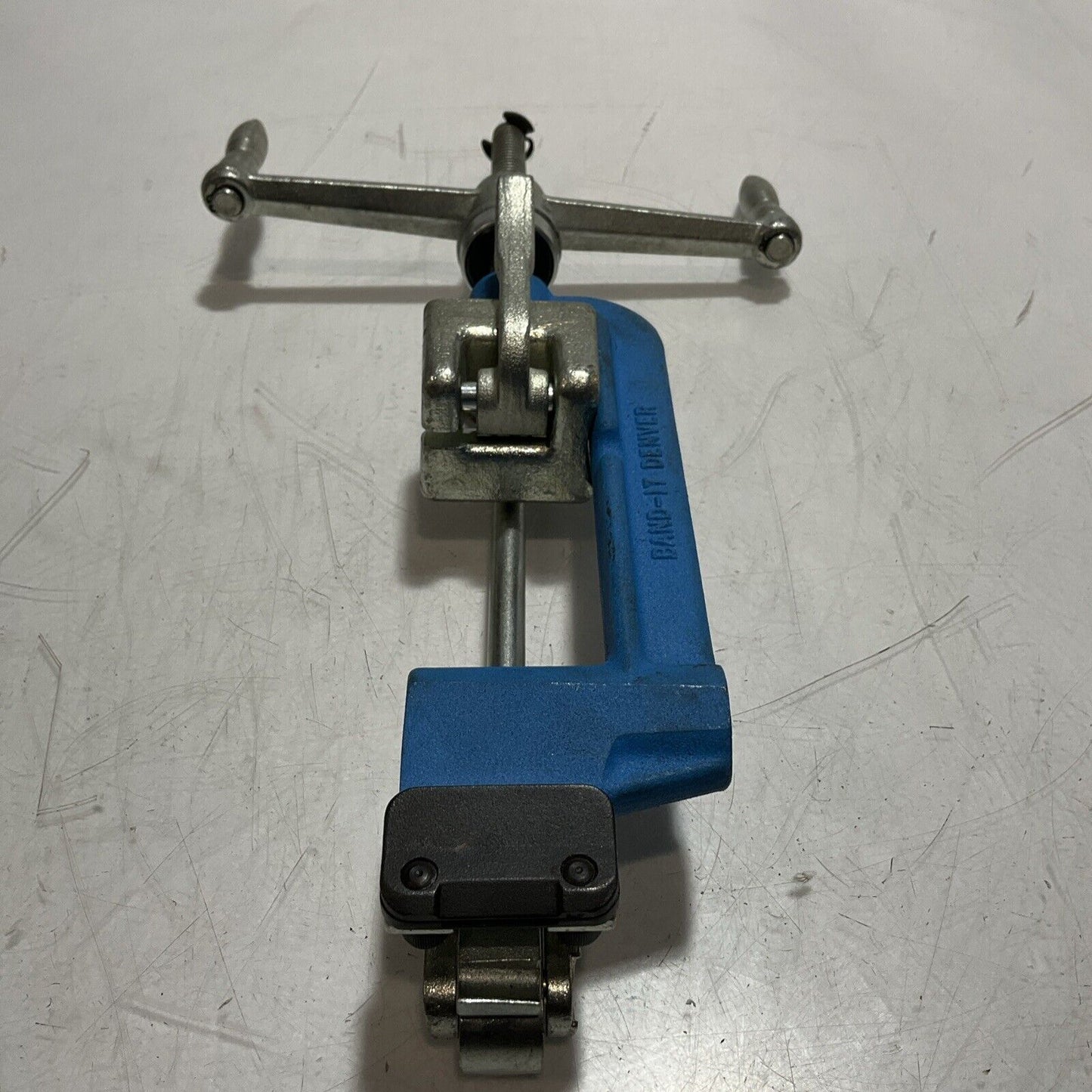 BAND-IT DENVER   STRAPPING  CLAMP  TOOL