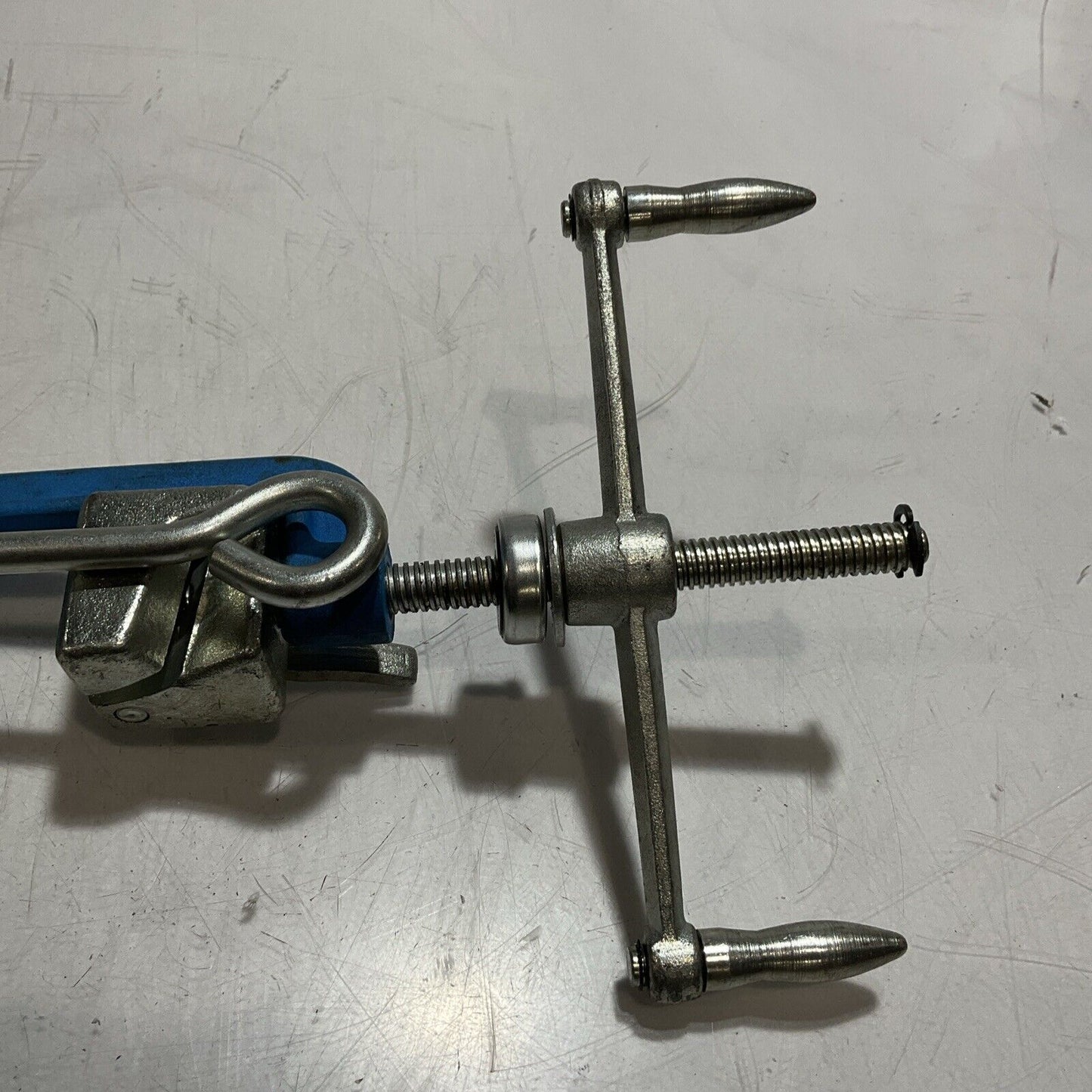 BAND-IT DENVER   STRAPPING  CLAMP  TOOL