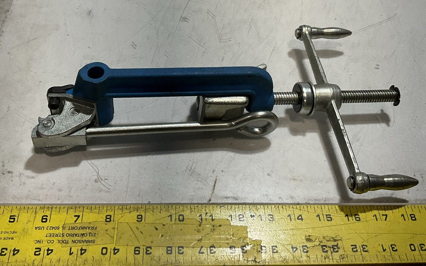 BAND-IT DENVER   STRAPPING  CLAMP  TOOL