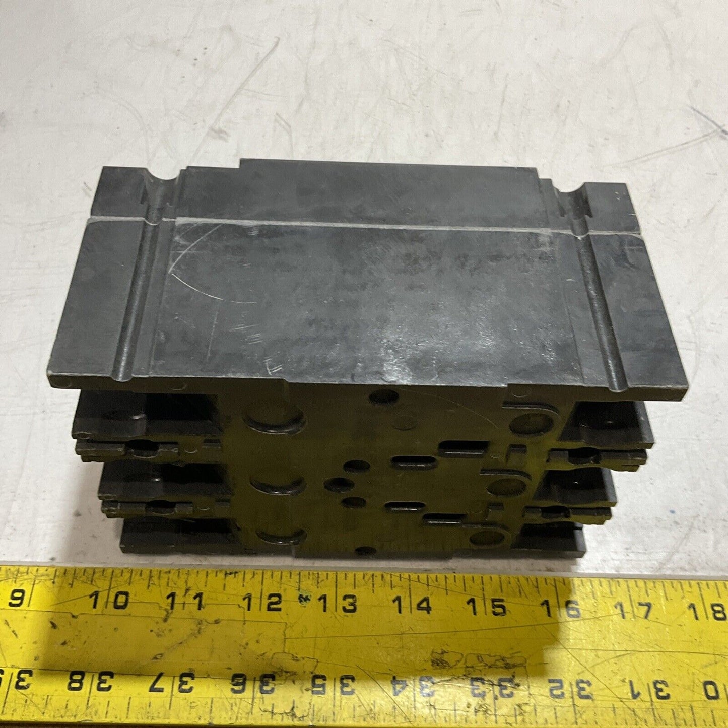 GE  TED136100WL 100A MOLDED  INDUSTRIAL CIRCUIT BREAKER  U3S
