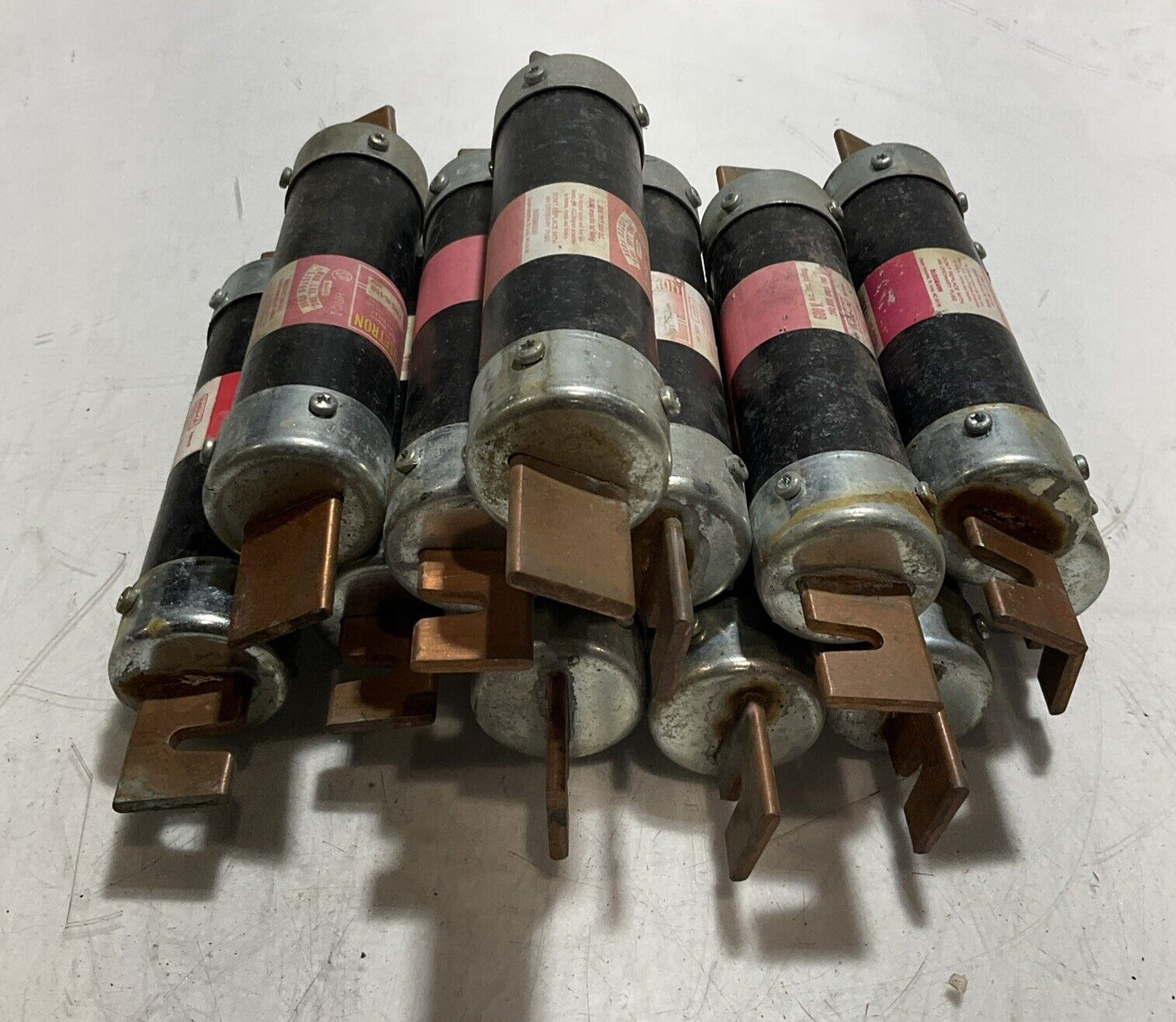 FUSETRON  FRS-R-150   DUAL-ELEMENT   TIME DELAY  FUSE  LOT OF 12