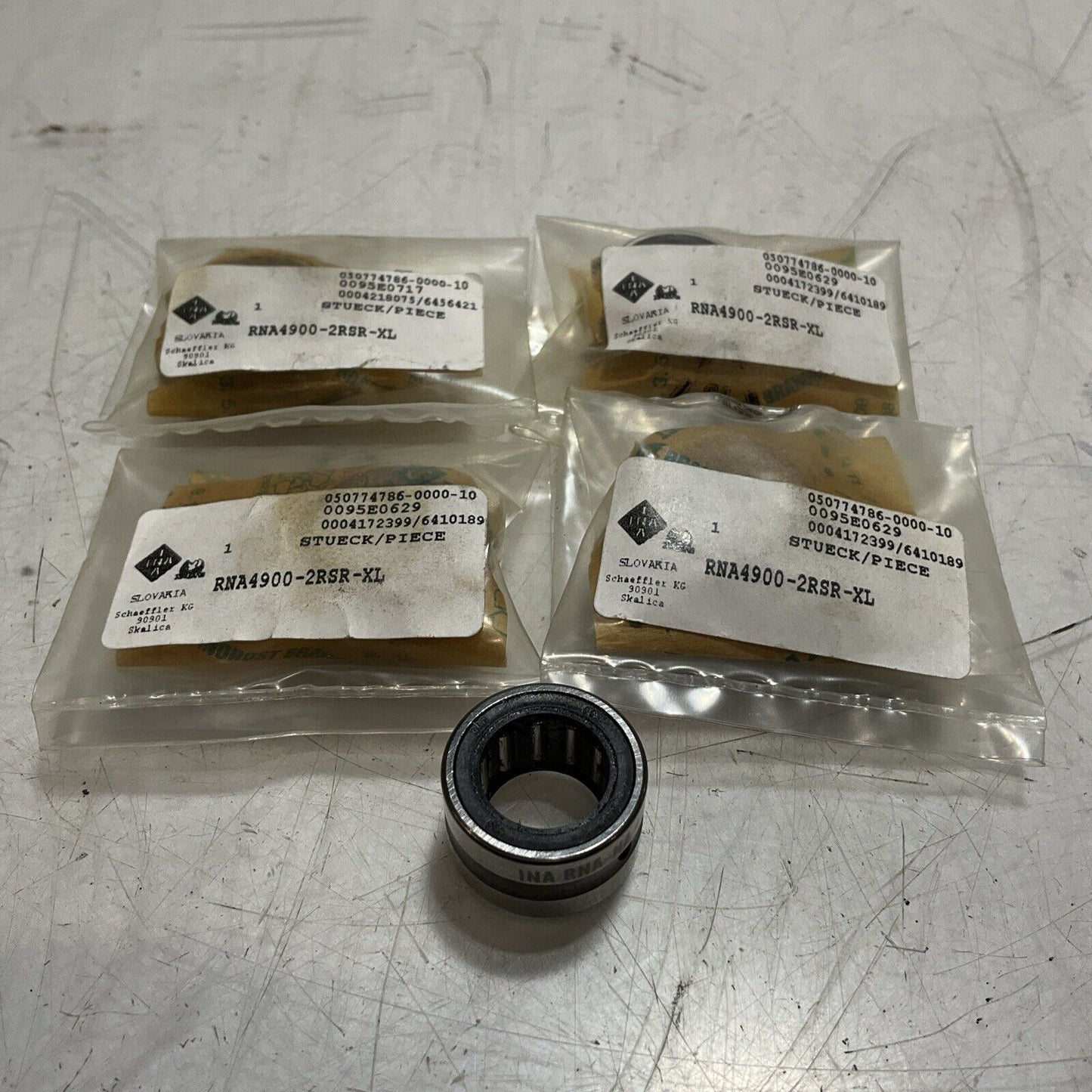 IINAA RNA4900-2RSR-XL  RADIAL  ROLLER  BEARING  QTY 5 E3G