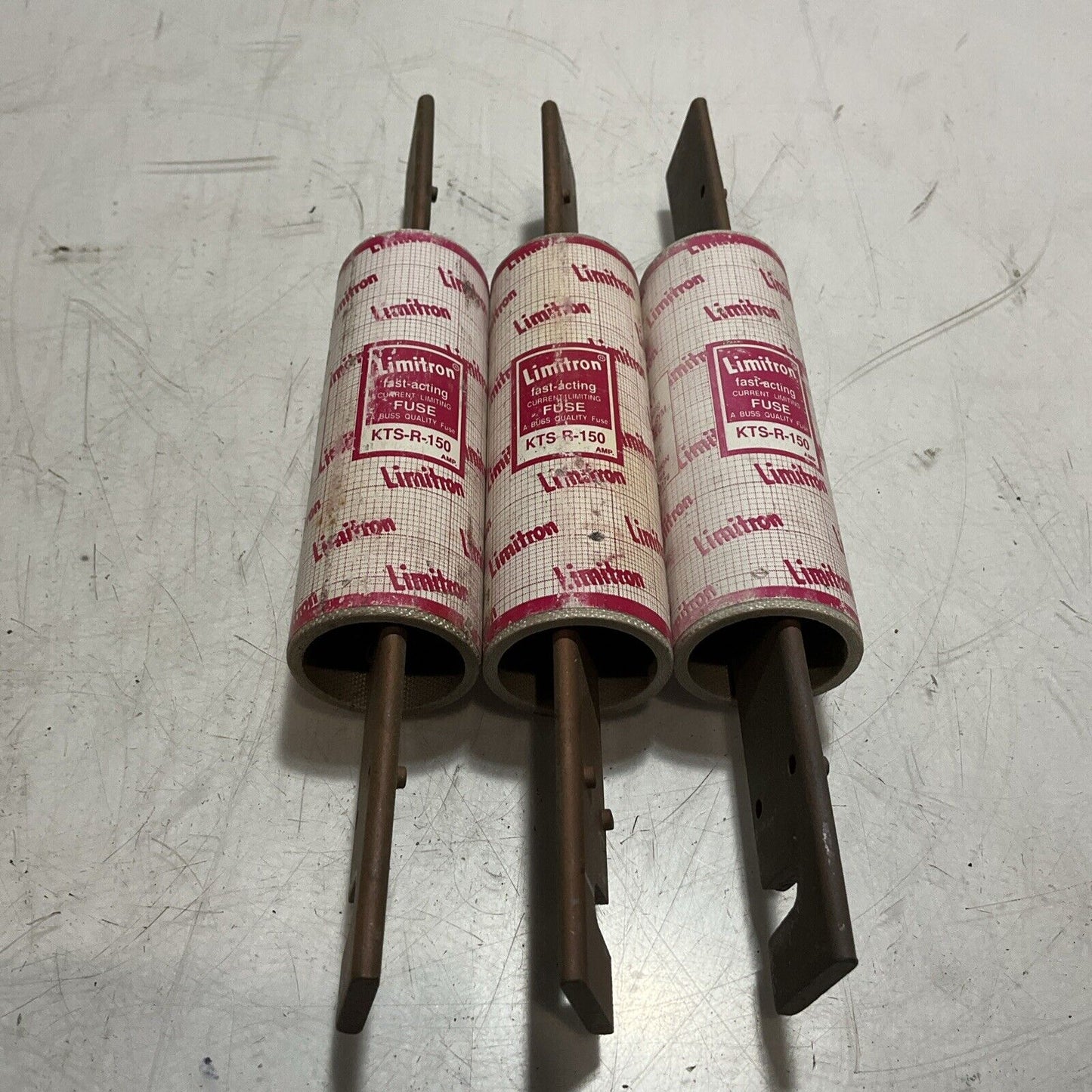 LIMITRON  KTS-R-150 FAST-ACTING  CURRENT LIMITING  FUSE LOT OF 3