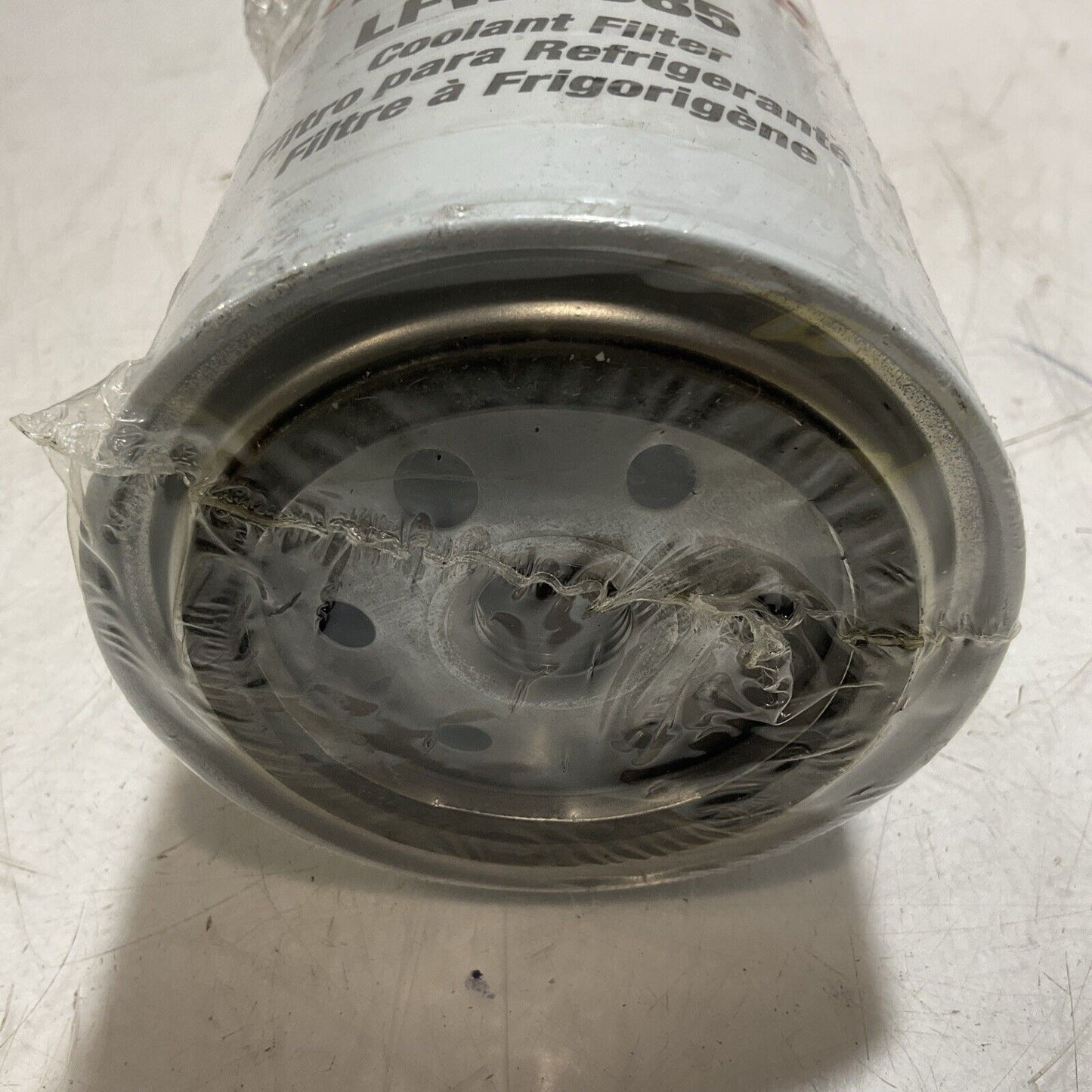 LUBER  FINER  LFW4685  ENGINE  COOLANT  FILTER  LOT OF 3 E3G