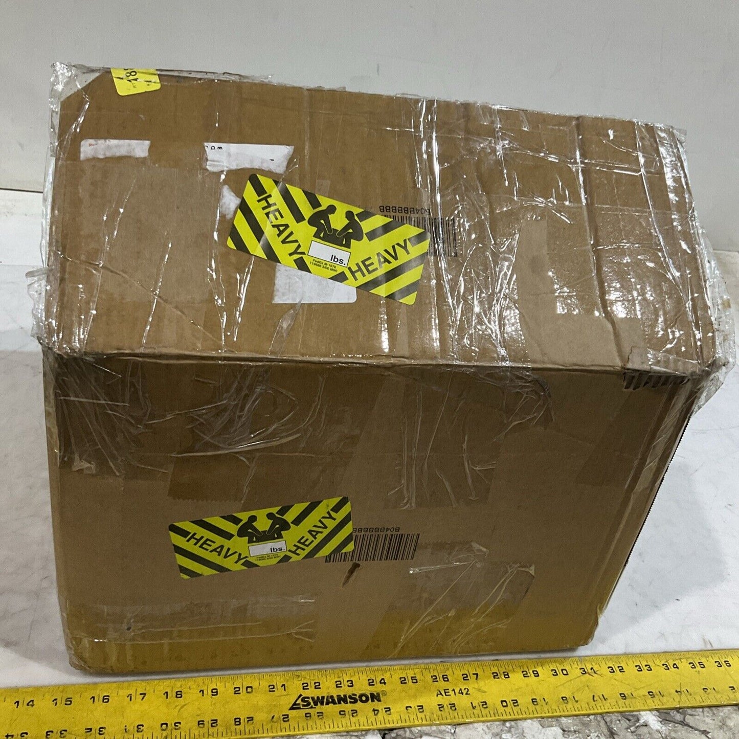 LUBER  FINER  LFW4685  COOLANT  FILTER  LOT OF  12 E3G