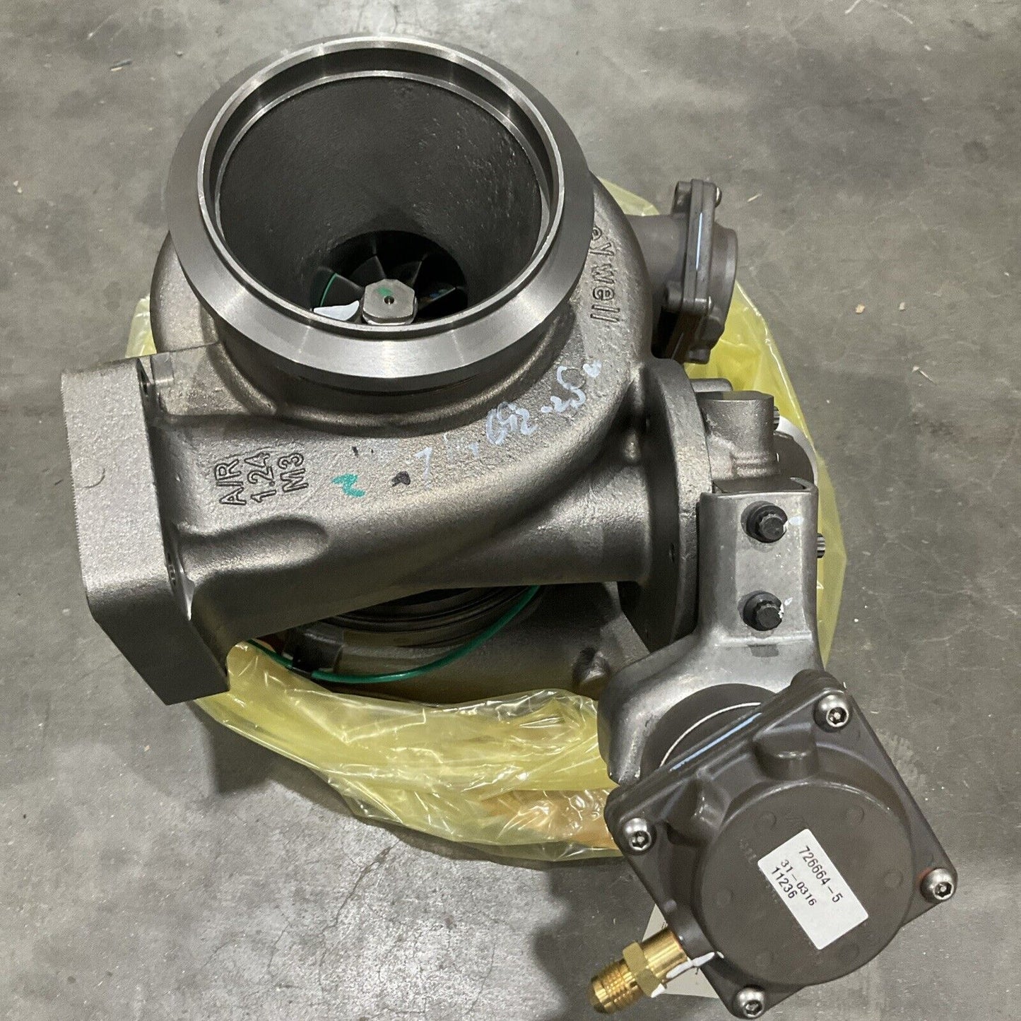 GARRETT  23535314 TURBOCHARGER  DETROIT DIESEL E3G
