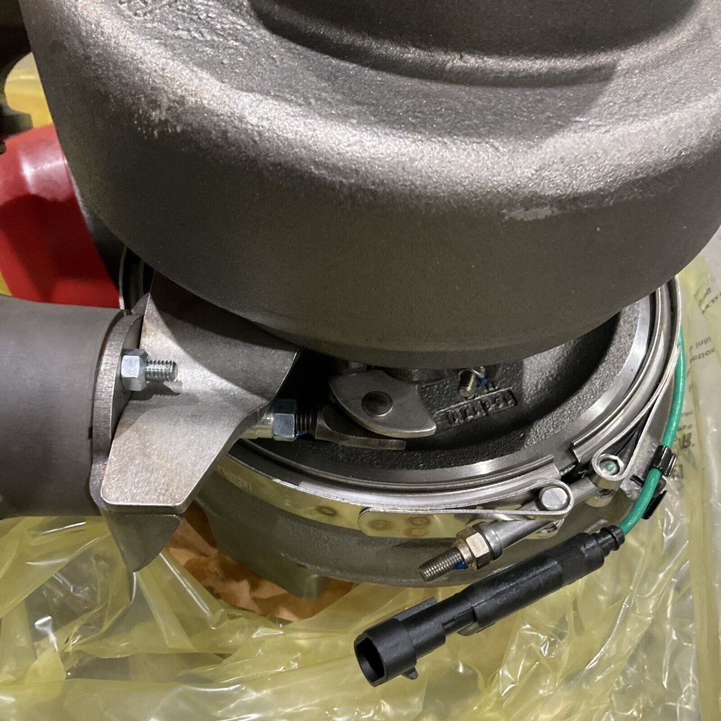 GARRETT  23535314 TURBOCHARGER  DETROIT DIESEL E3G