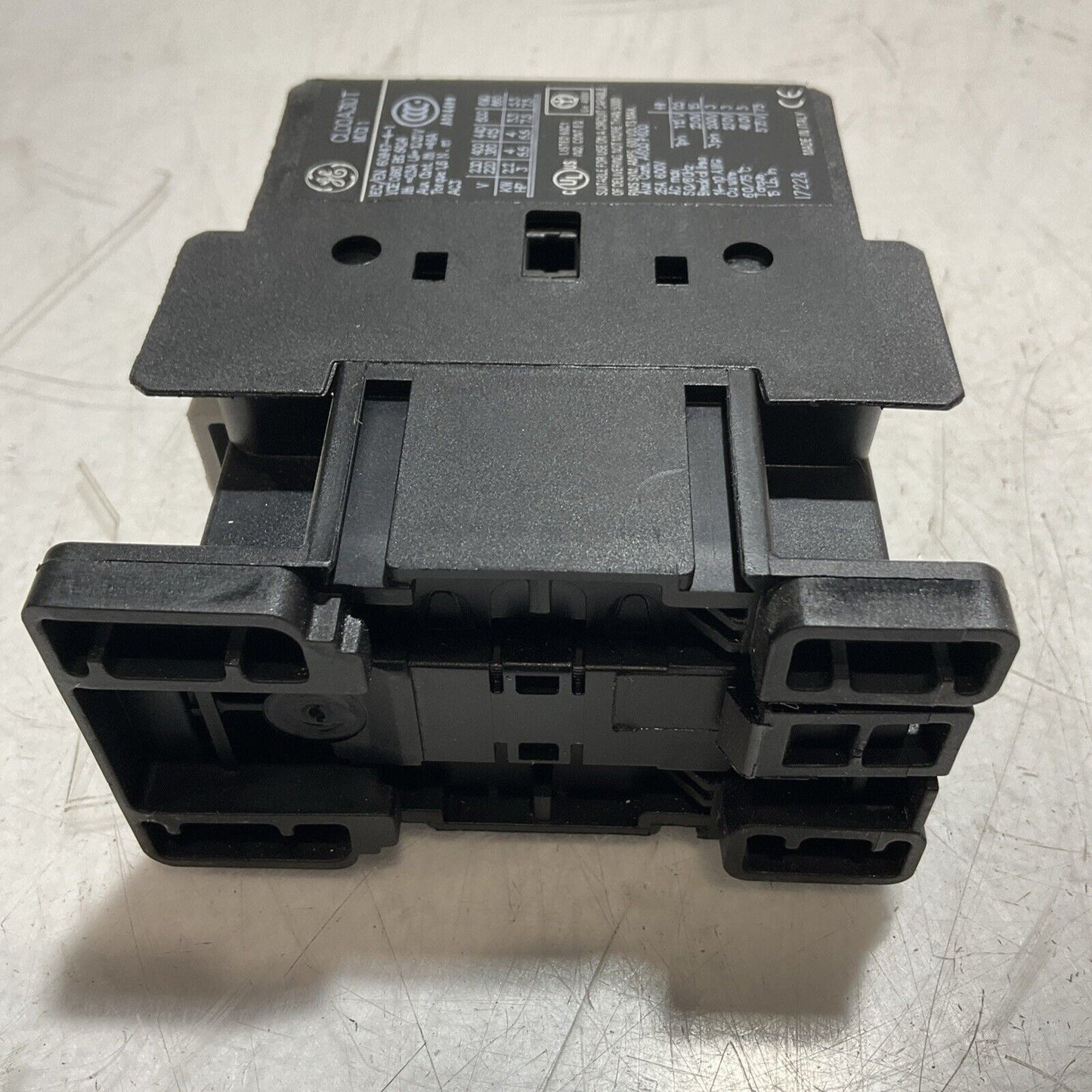 GE  CL00A310TJ  CONTACTOR 4 POLE 25A 600V E3G