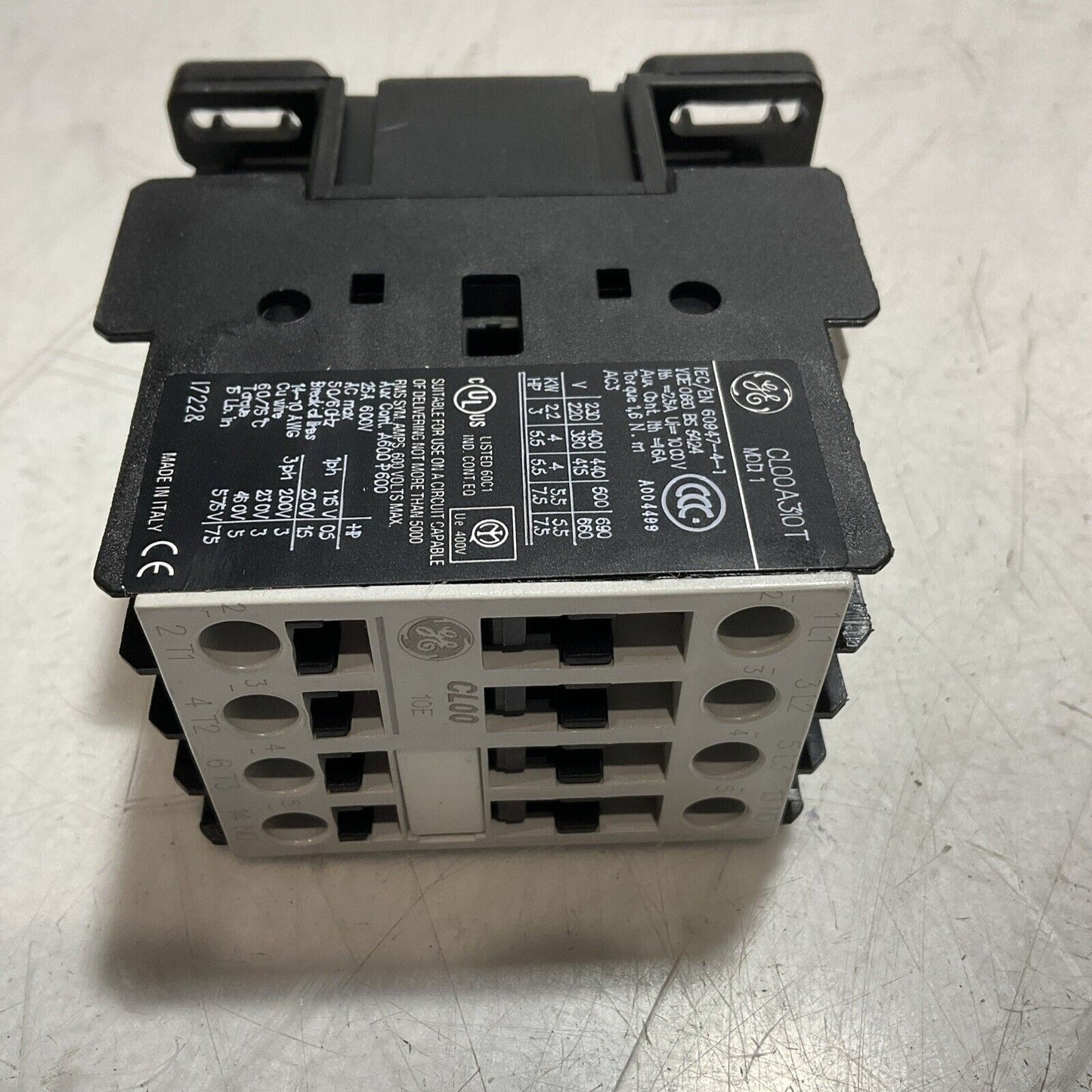 GE  CL00A310TJ  CONTACTOR 4 POLE 25A 600V E3G