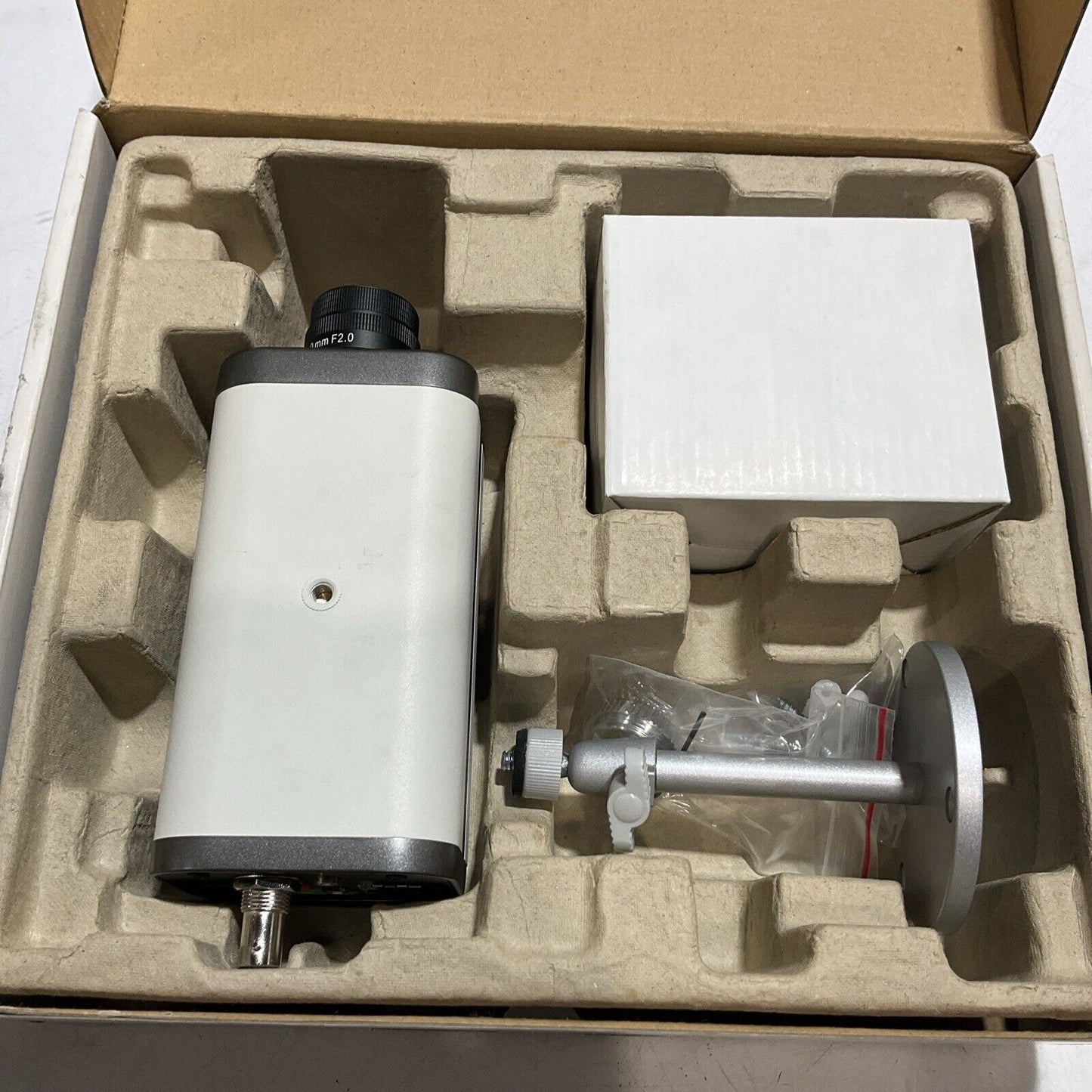 VIVOTEK   IP6112 FIXED NETWORK  CAMERA  U3S