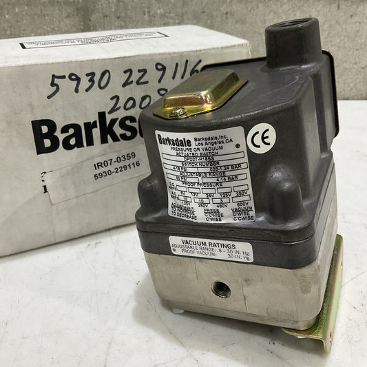 BARKSDALE DPD2T-H18SS PRESSURE VACUUM SWITCH 60 PSI 4.14 BAR