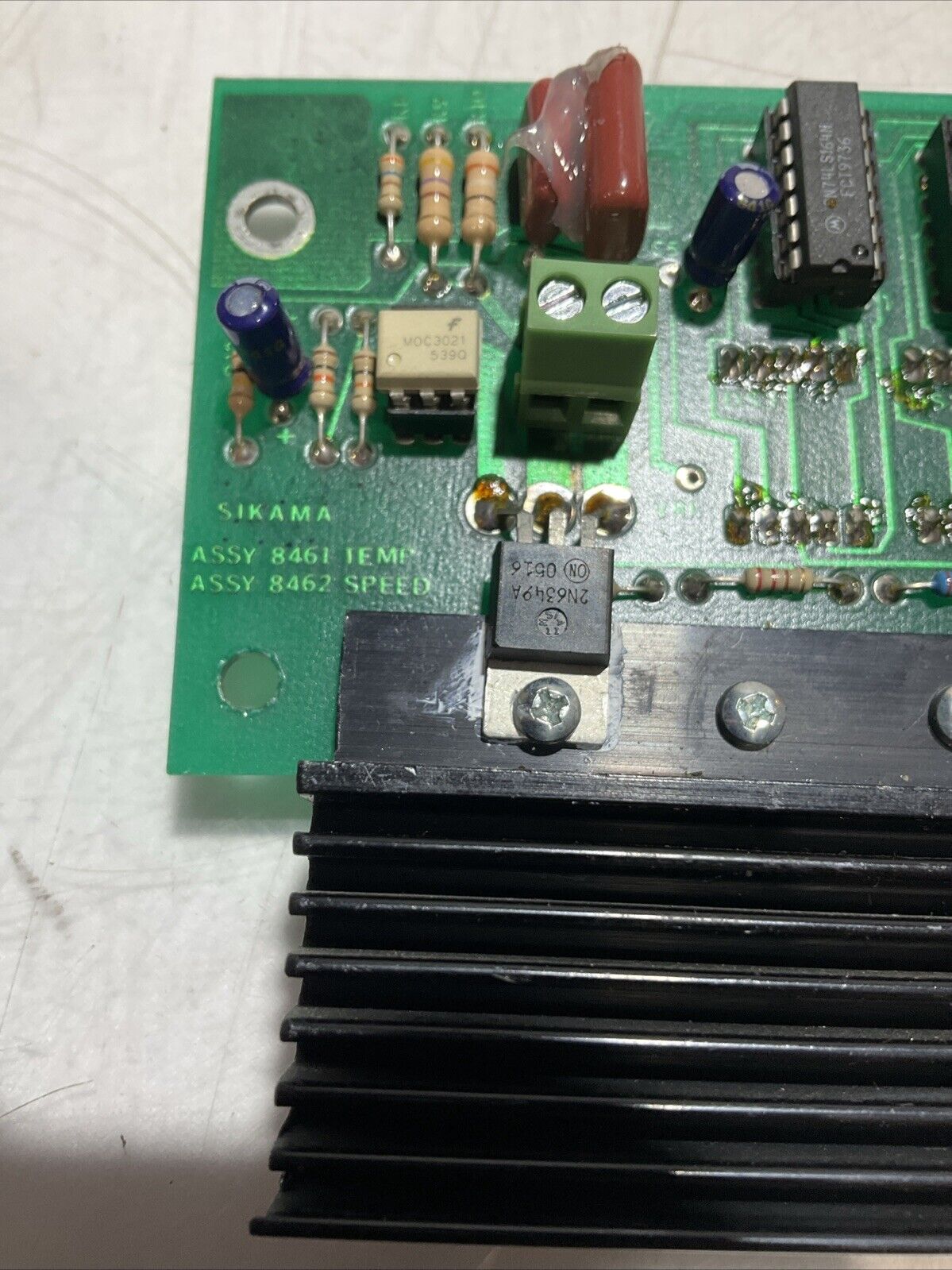 SIKAMA  INTERNATIONAL  8461 F8 TEMPERATURE  CARD  MULTI-ZONE  U3S