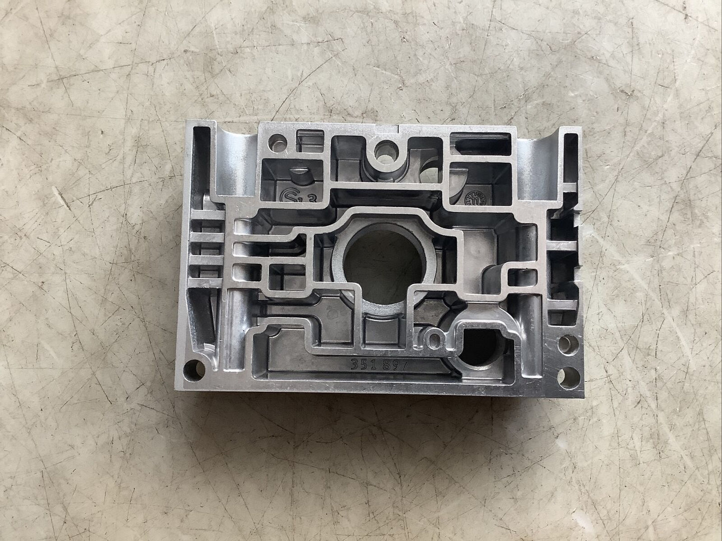 FESTO CPV14-EPR-G END PLATE 999
