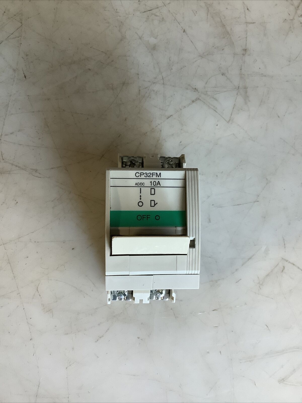 FUJI ELECTRIC CP32FM/10 CIRCUIT PROTECTOR HHH