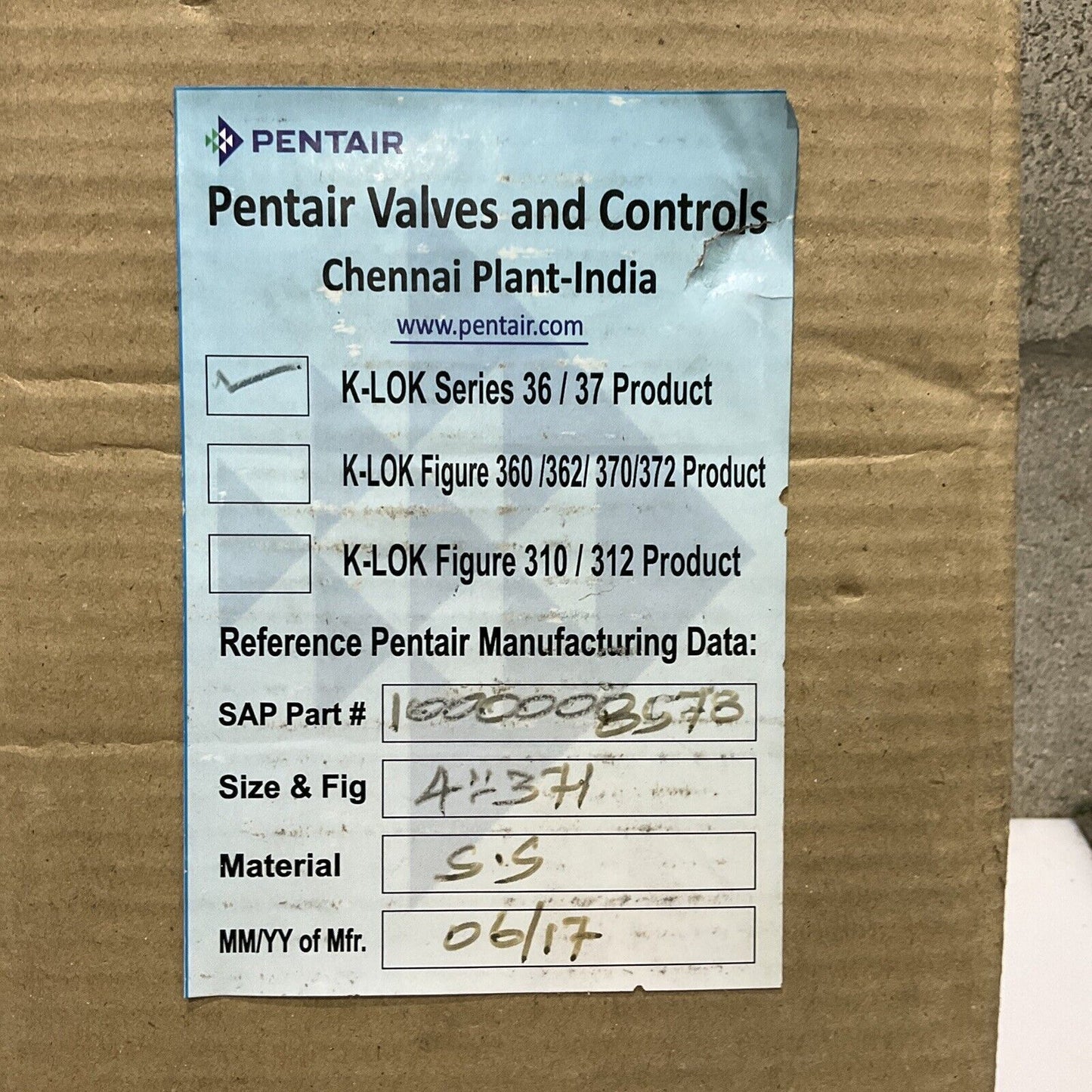KEYSTONE K-LOK 36-37 4" BUTTERFLY VALVE 1000008573 / F98U-020 ACUTUATOR 678