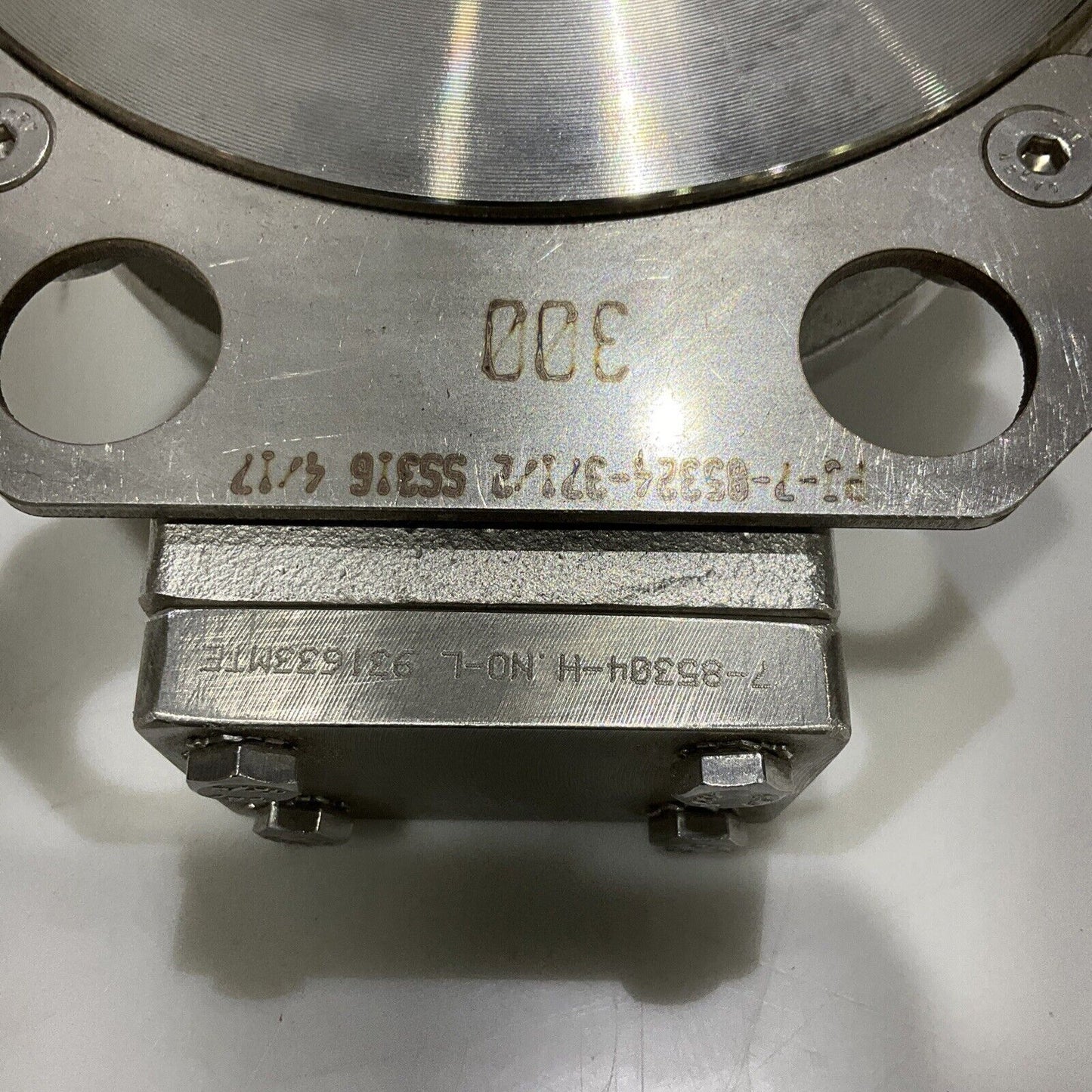 KEYSTONE K-LOK 36-37 4" BUTTERFLY VALVE 1000008573 / F98U-020 ACUTUATOR 678