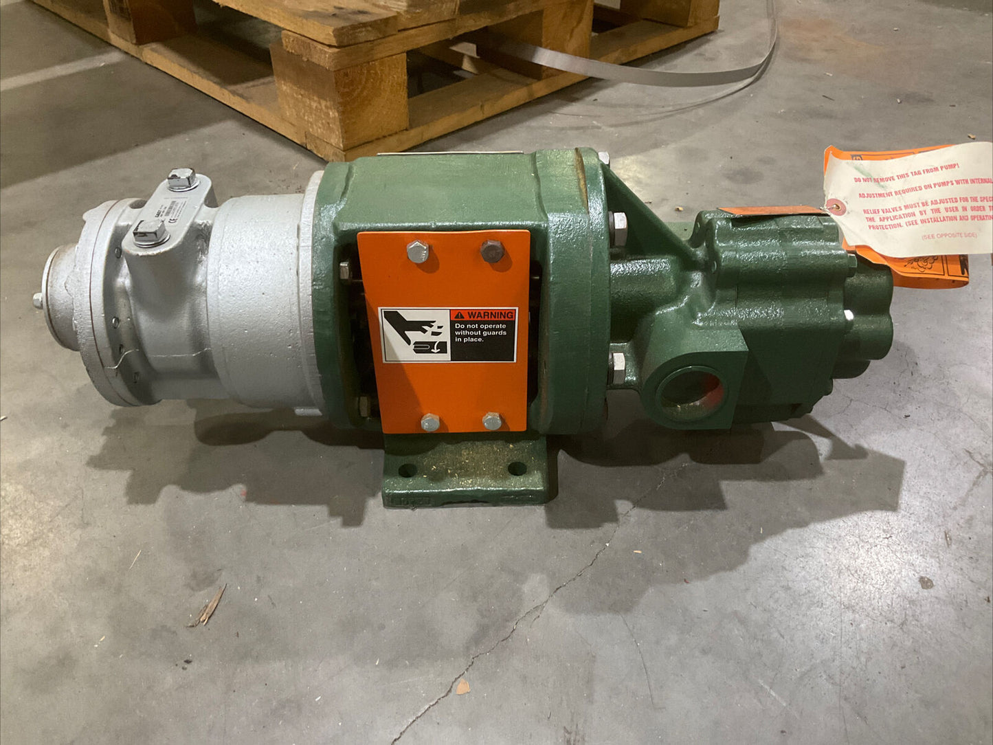 ROPER PUMPS 15022 133AM16 GAST 8AM-NRV-28A AM SERIES AIR MOTOR 555