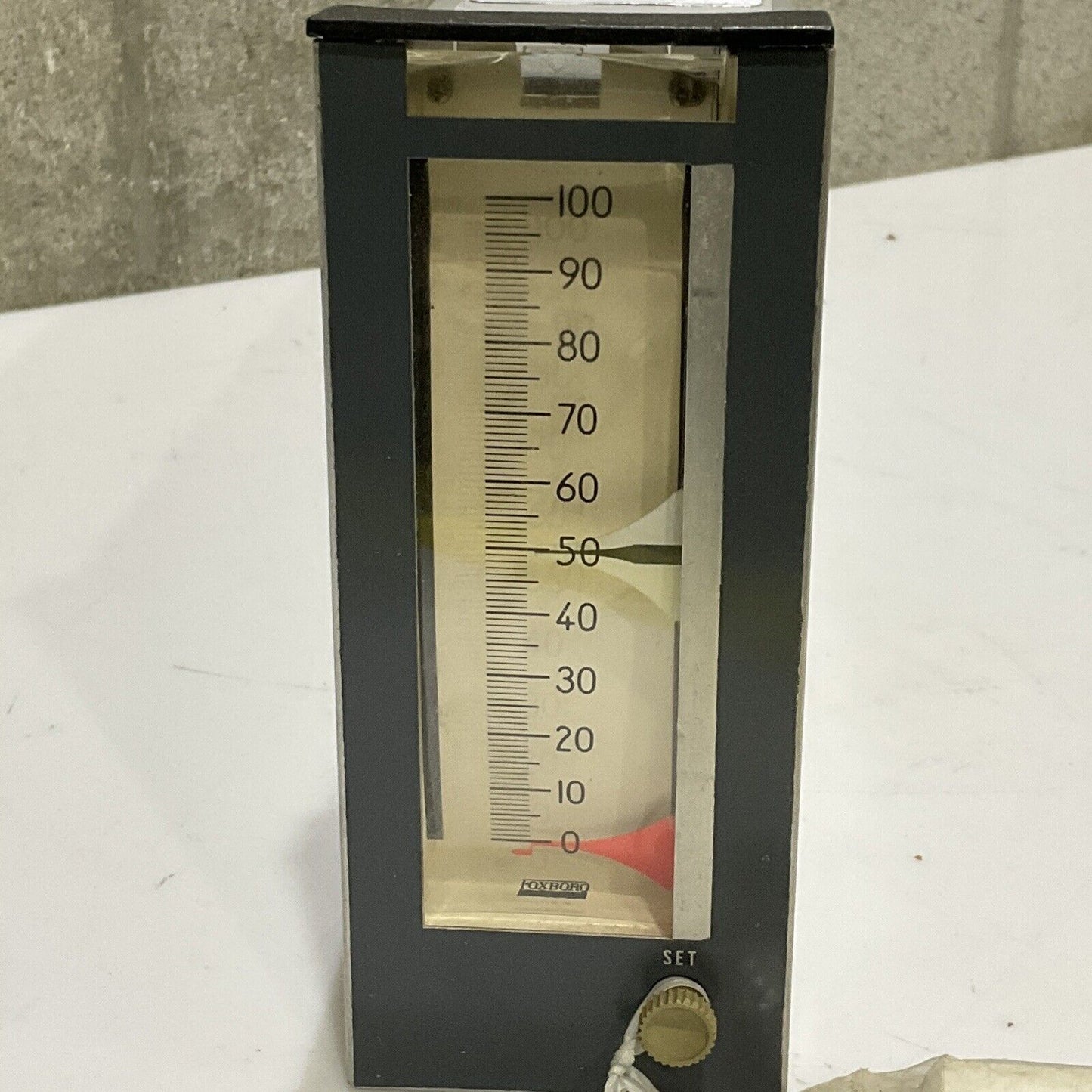 FOXBORO 130MS-N4 AUTO SELECT CONTROLLER 20-22PSI IN/OUT 3-15 PSI SCALE 0-100 555