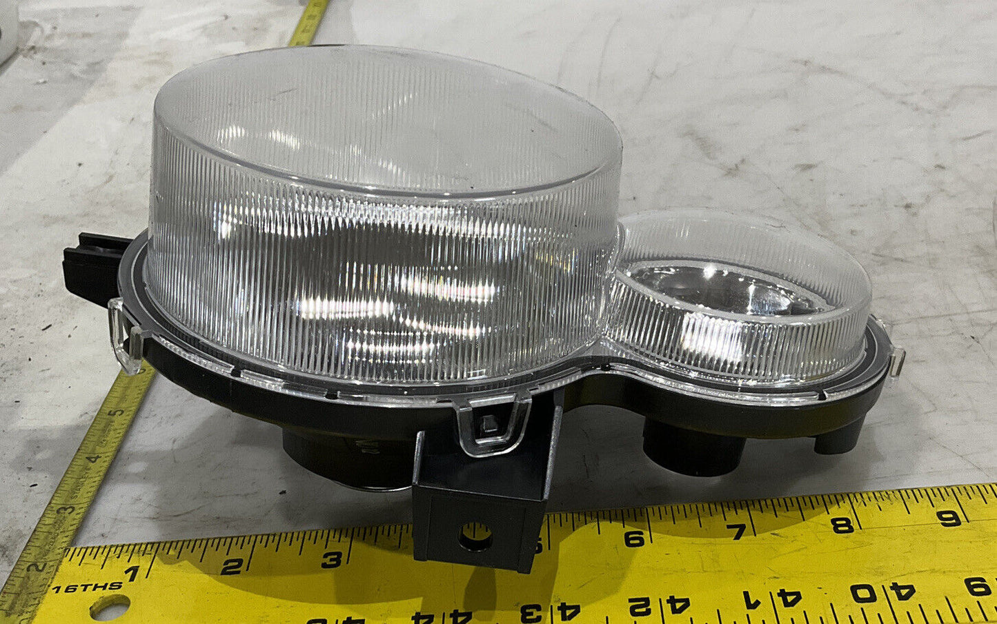 KAWASAKI P4827R  BRUTE FORCE HEADLIGHT LENS 750 476