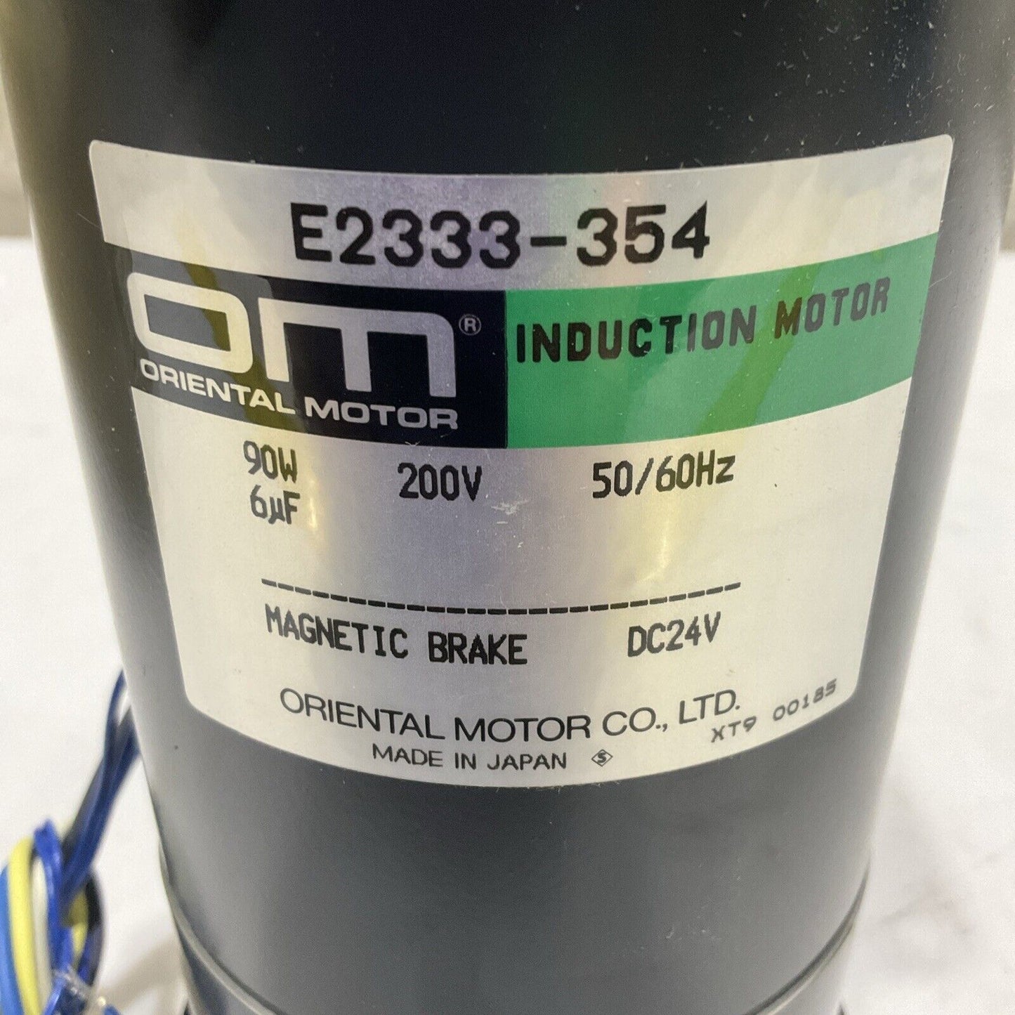 OM ORIENTAL MOTOR E2333-354 INDUCTION MOTOR MAGNETIC BRAKE DC24V 200V 50/60HZ