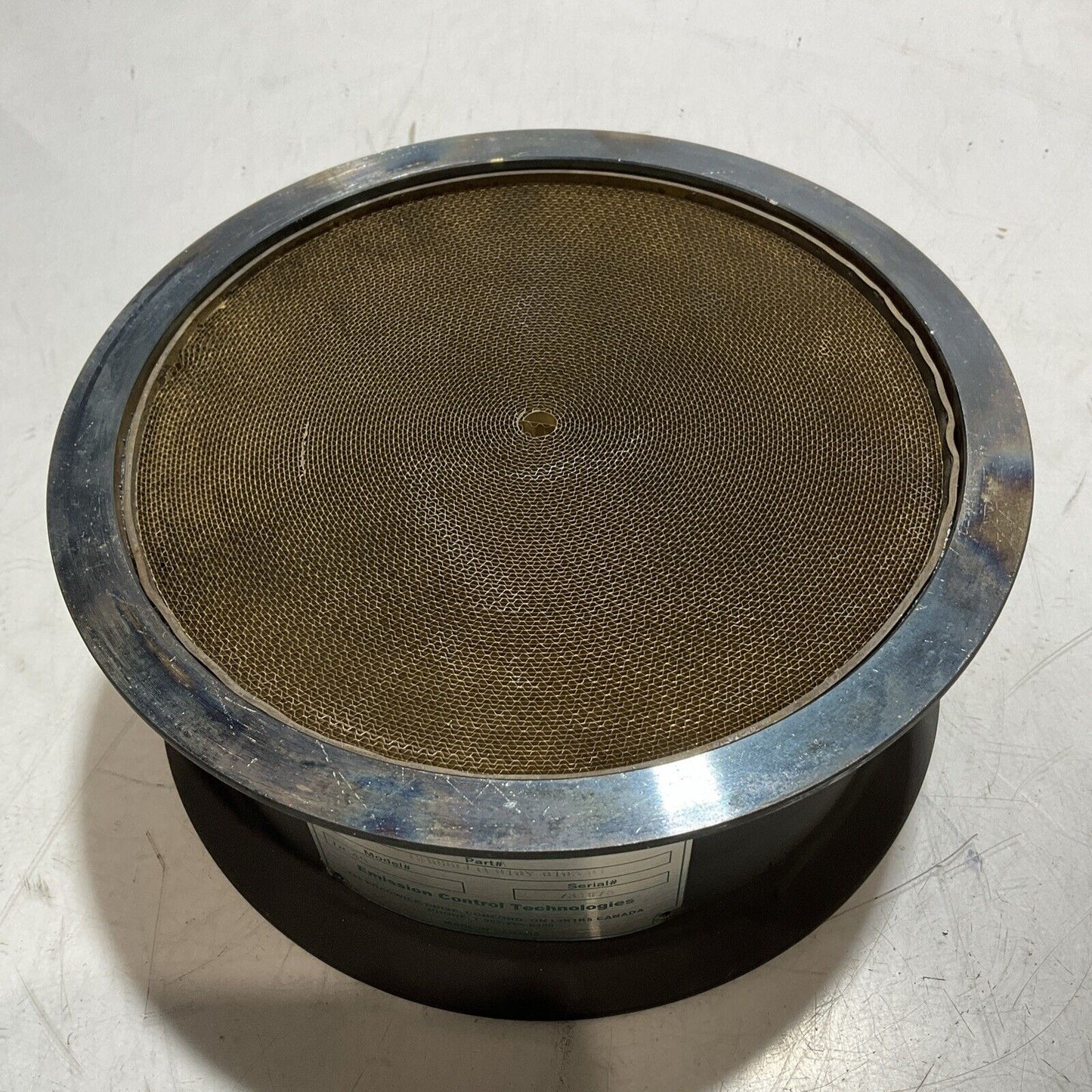 DCL   CB000-LQ-010Y-0103-01    ELEMENT CATALYS  EICS9  K9S