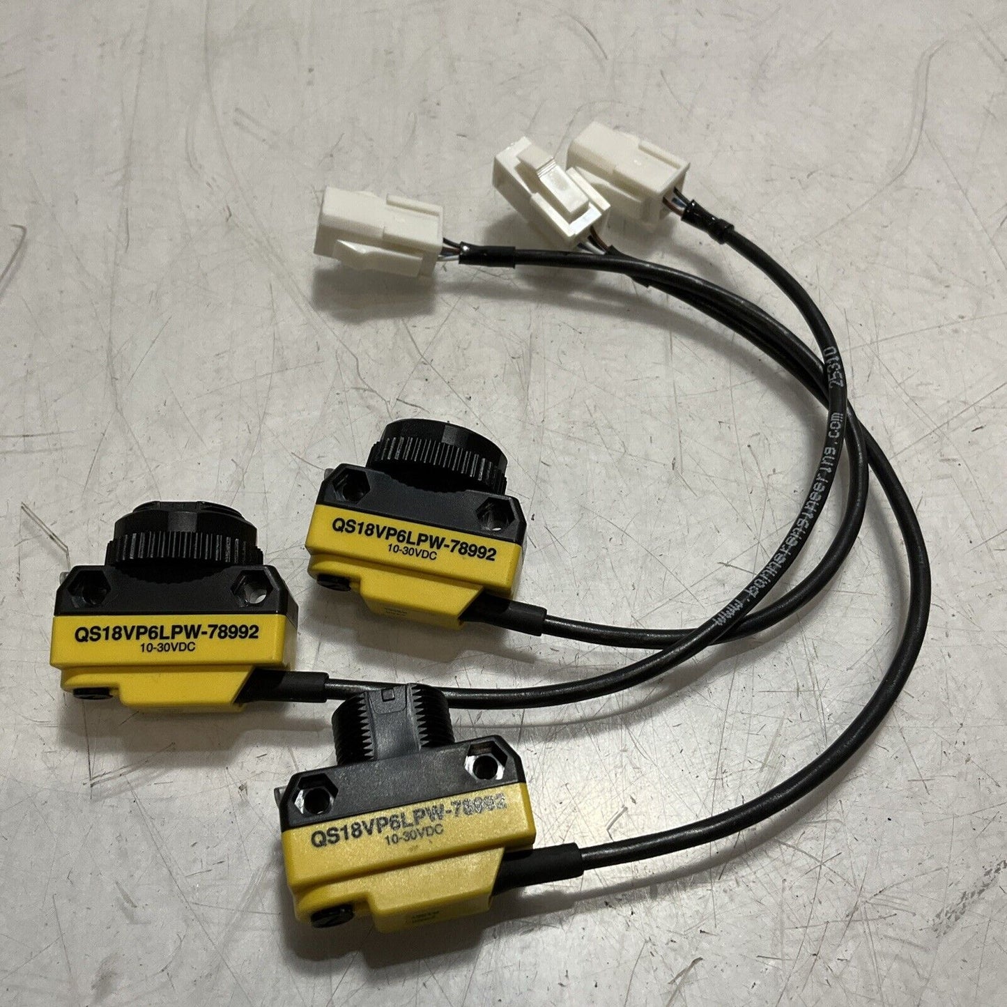 BANNER  QS18VP6LPW-78992  PHOTOELECTRIC SENSOR  EMITTER  LOT OF 3  U3S