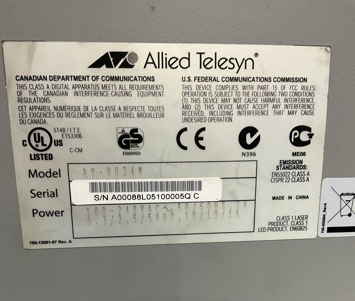 ALLIED  TELESYN  AT-8024M 10BASE-T 100BASE -TX FAST ETHERNET SWITCH  240VAC  T9A