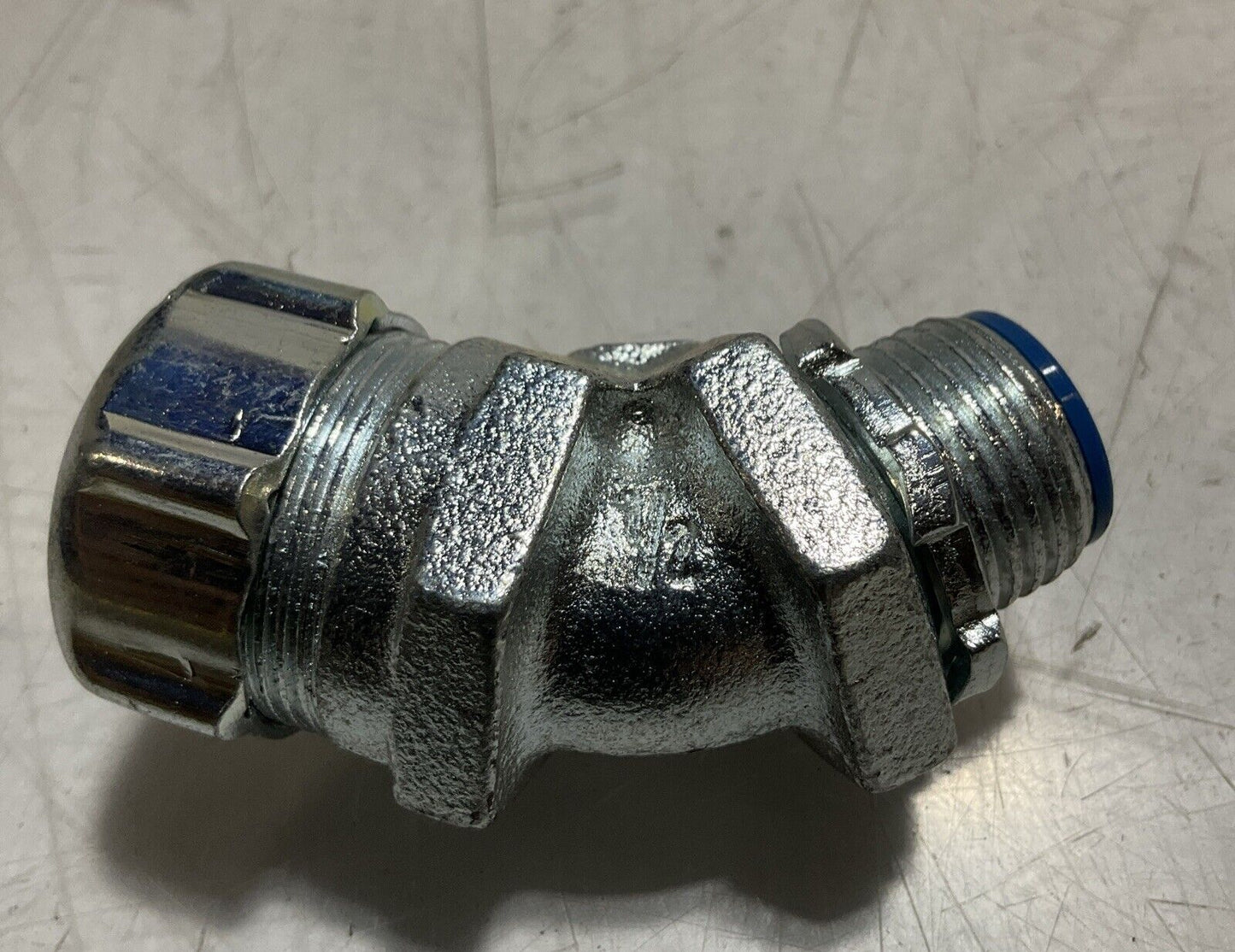 T&B TB5342 INSULATED LIQUIDTIGHT  CONDUIT CONNECTOR  ADAPTER  QTY 4  K9S