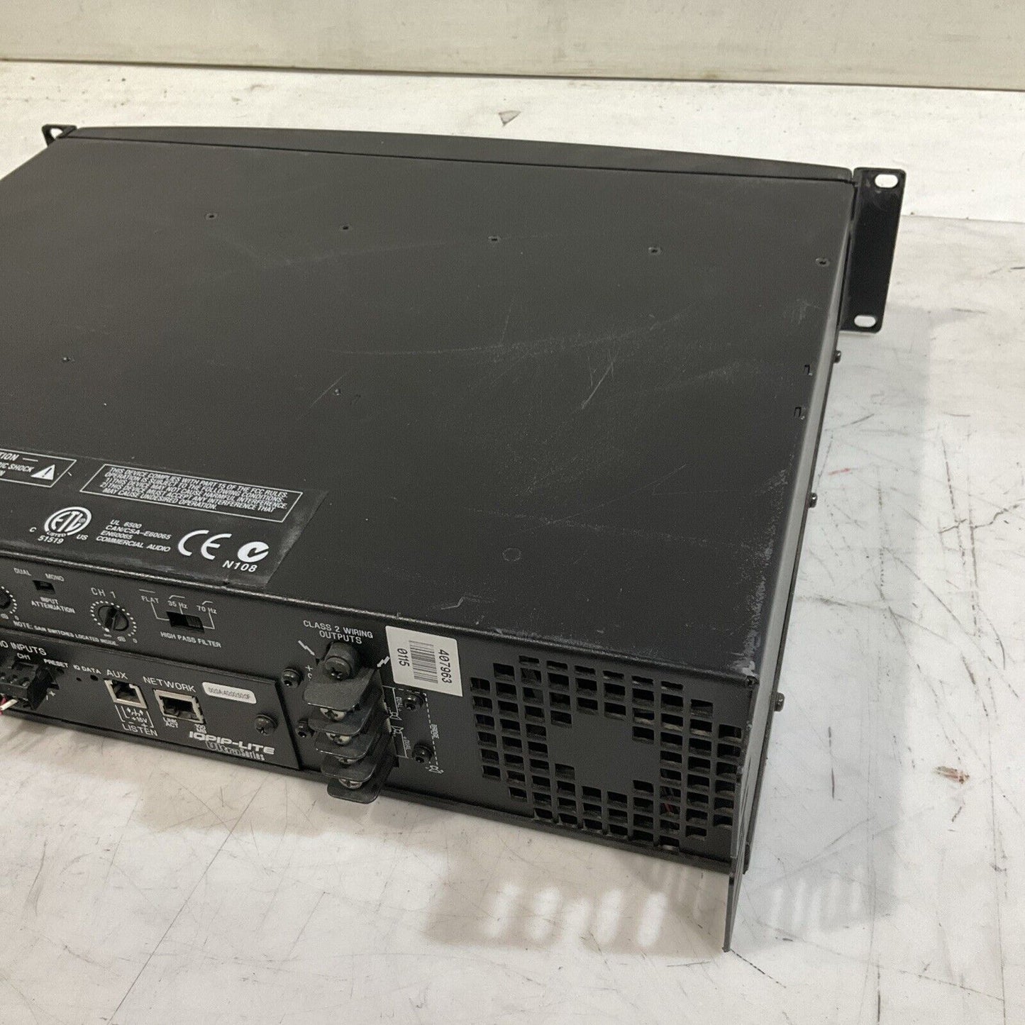 CROWN  AUDIO CTS300 POWER  AMPLIFIER 120V 60HZ  T9A