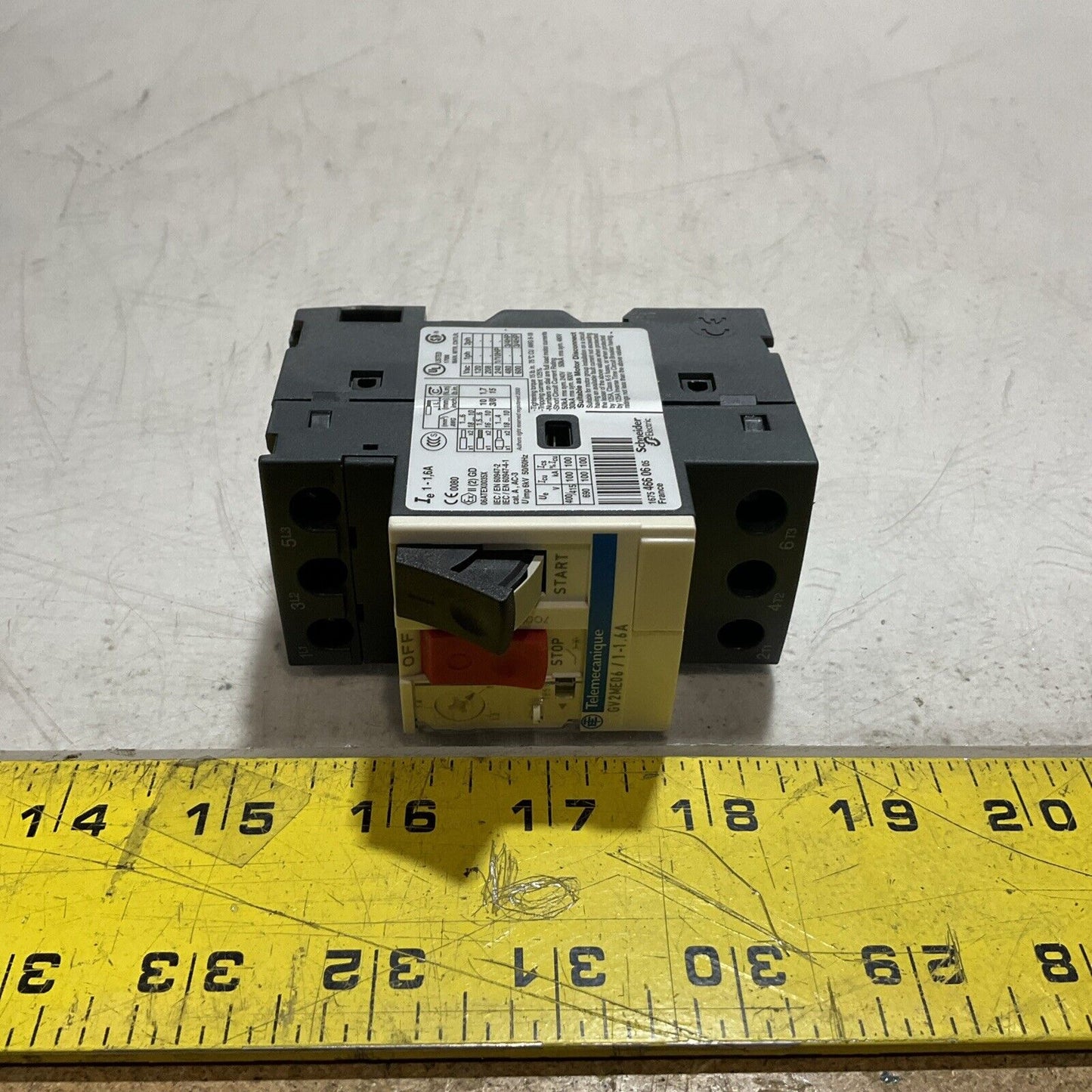 SCHNEIDER - TELEMECANIQUE GV2ME06 / 1-1.6A  MOTOR CIRCUIT BREAKER 50/60HZ U3S