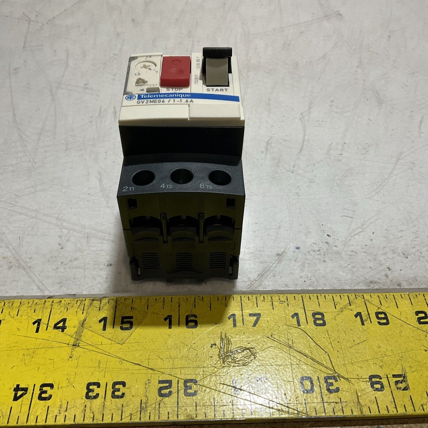 SCHNEIDER - TELEMECANIQUE GV2ME06 / 1-1.6A  MOTOR CIRCUIT BREAKER 50/60HZ U3S