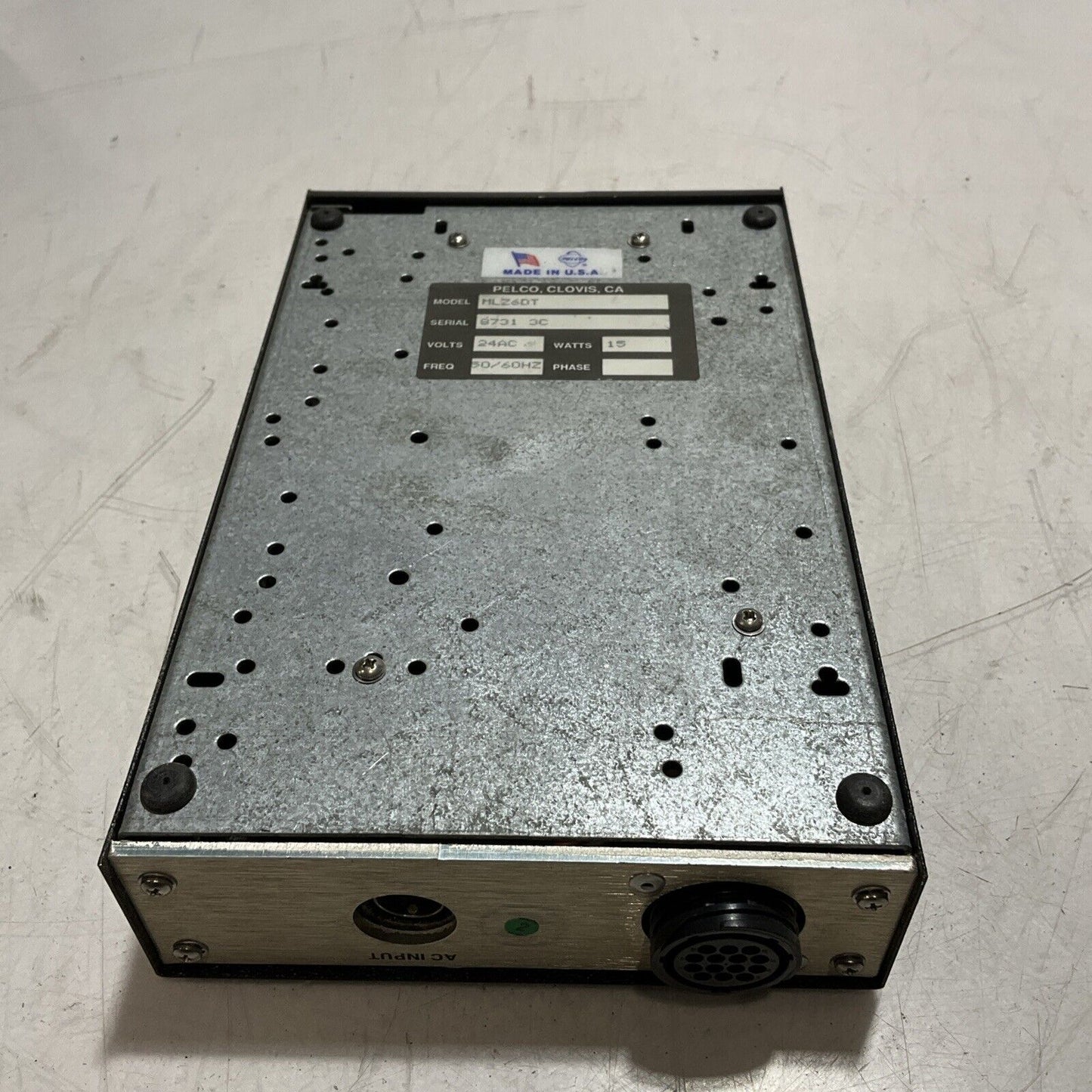 PELCO MLZ6DT  DISTRIBUTION AMPLIFIER  24AC 50/60HZ  15 WATTS  QTY 2  U3S