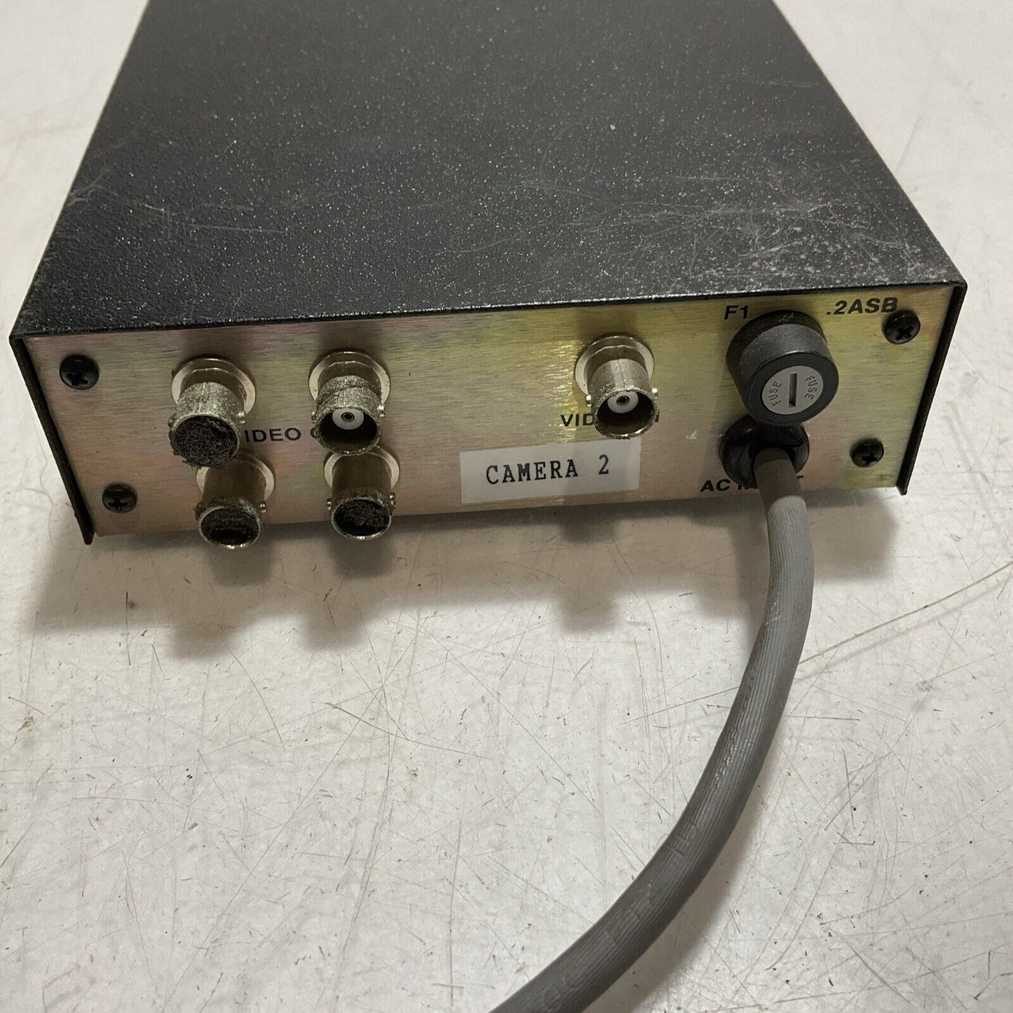 PELCO CLOVIS  DA104DT  DISTRIBUTION AMPLIFIER  115AC  50/60HZ 5WATTS  U3S