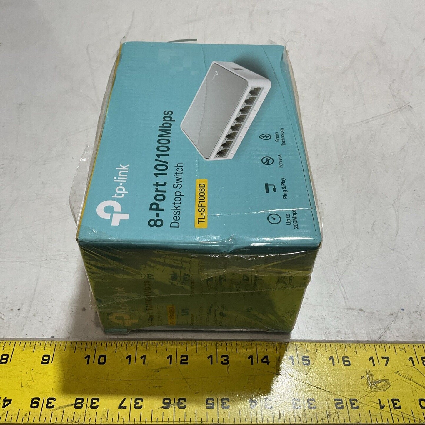 PTP-LINK  TL-SF1008D 8-PORT  10/100MBSPS DESKTOP SWITCH  U3S