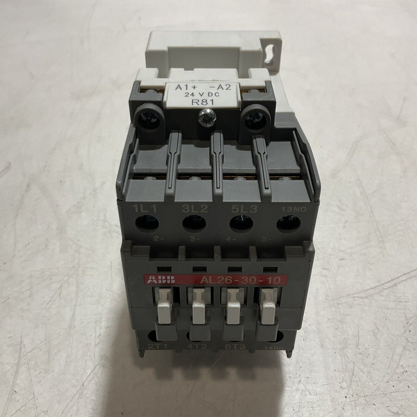 ABB  AL26-30-10  CONTACTOR  40A, 28A 600V 24VDC COIL  U3S